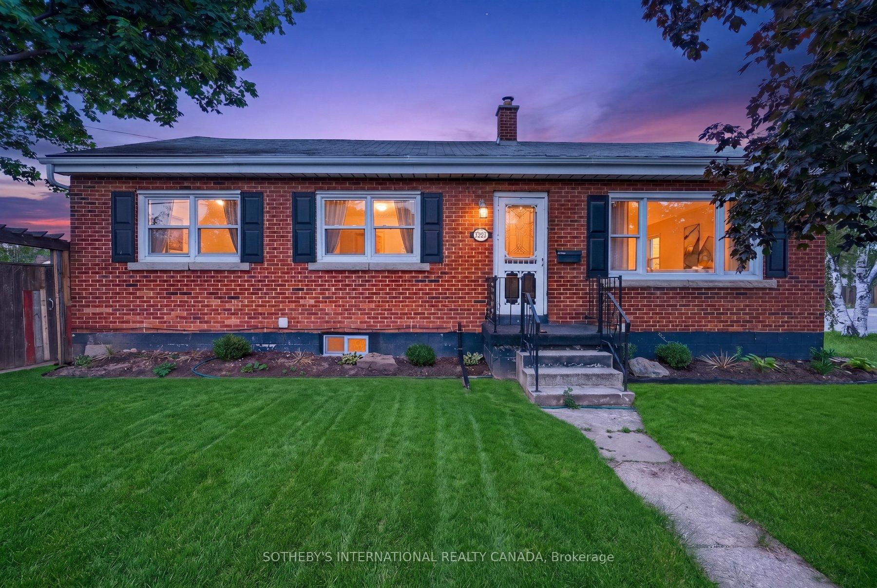 Photo 1 of 2265 Prospect Street, Burlington, Brant — HOMEH