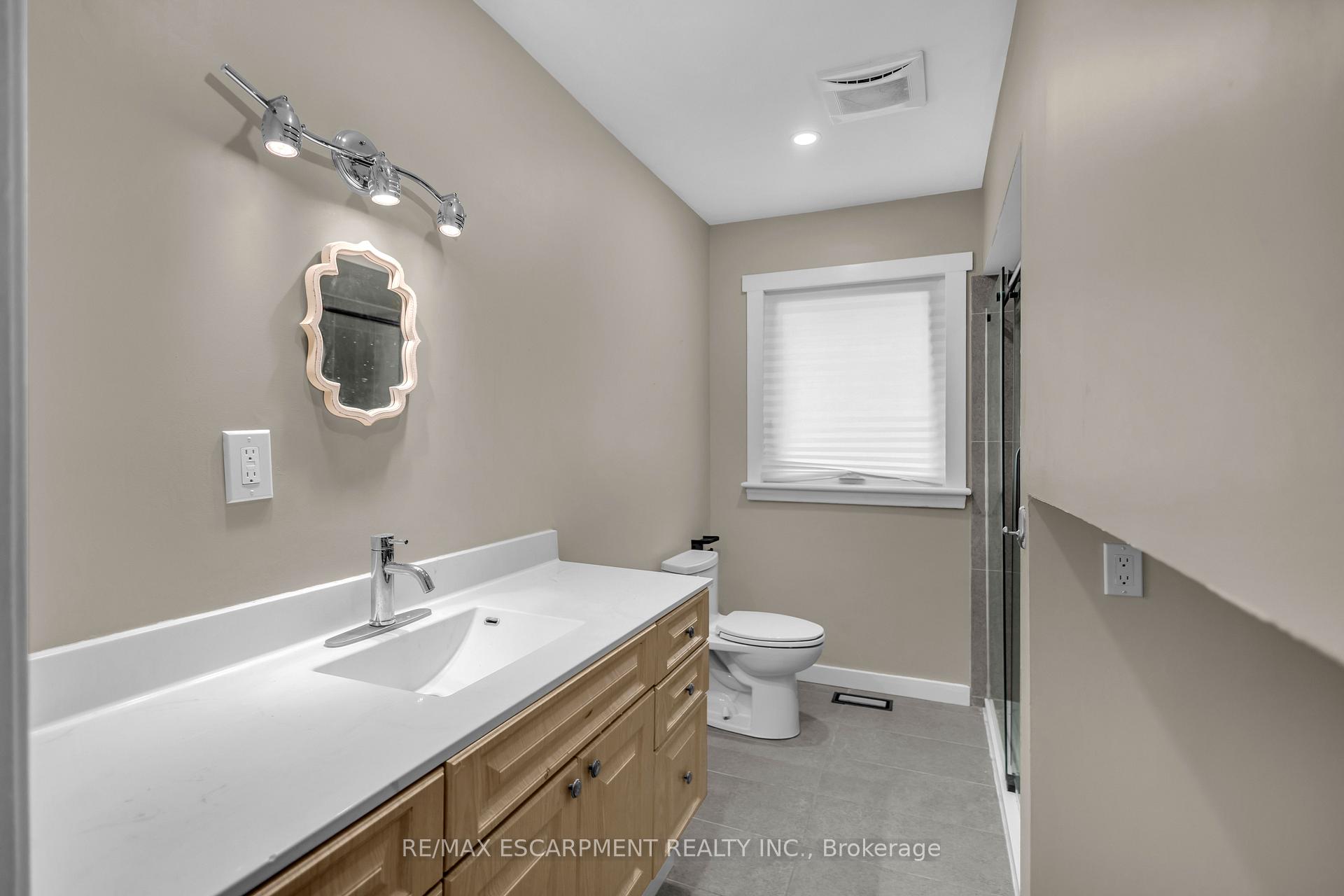 Photo 22 of 626 Iroquois Avenue, Hamilton, Ancaster — HOMEH