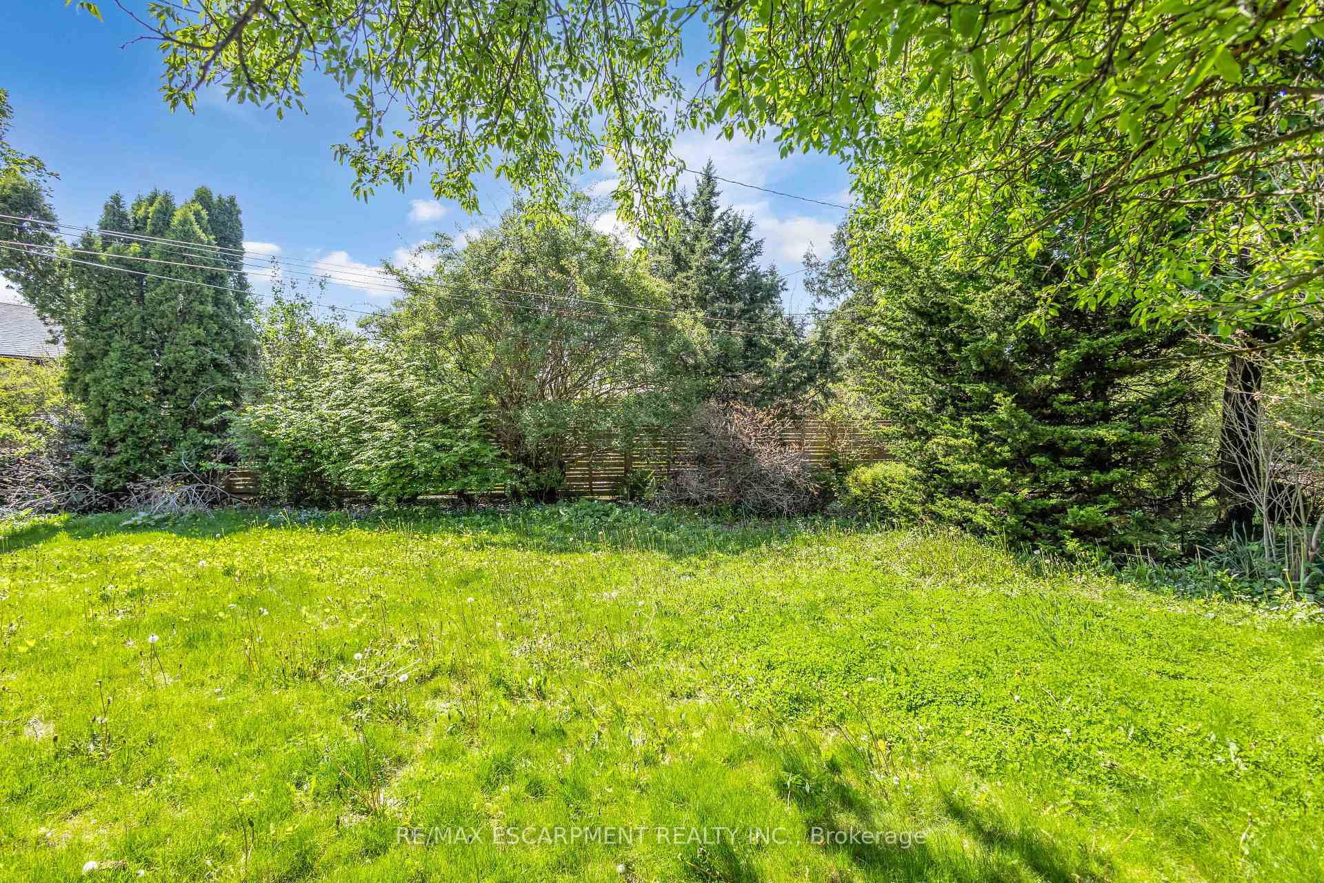 Photo 40 of 626 Iroquois Avenue, Hamilton, Ancaster — HOMEH