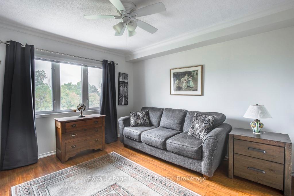 Photo 11 of 839 Sarah Boulevard, Midland — HOMEH