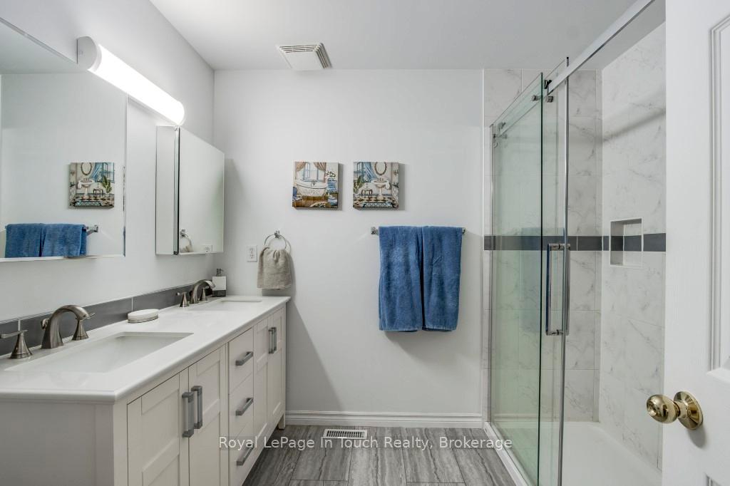 Photo 16 of 839 Sarah Boulevard, Midland — HOMEH