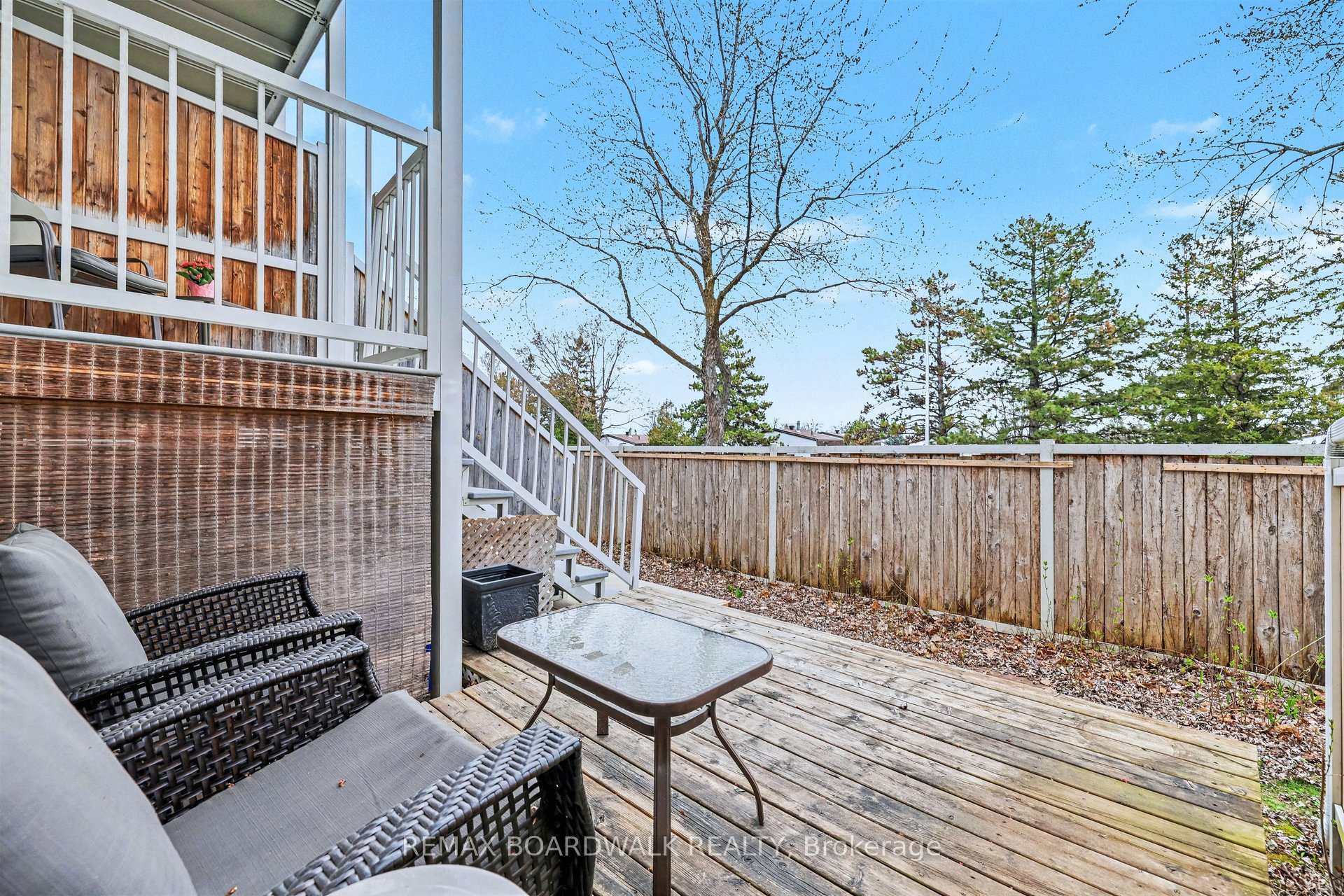 Photo 24 of 1607 Locksley Lane, Ottawa, Beaconwood — HOMEH