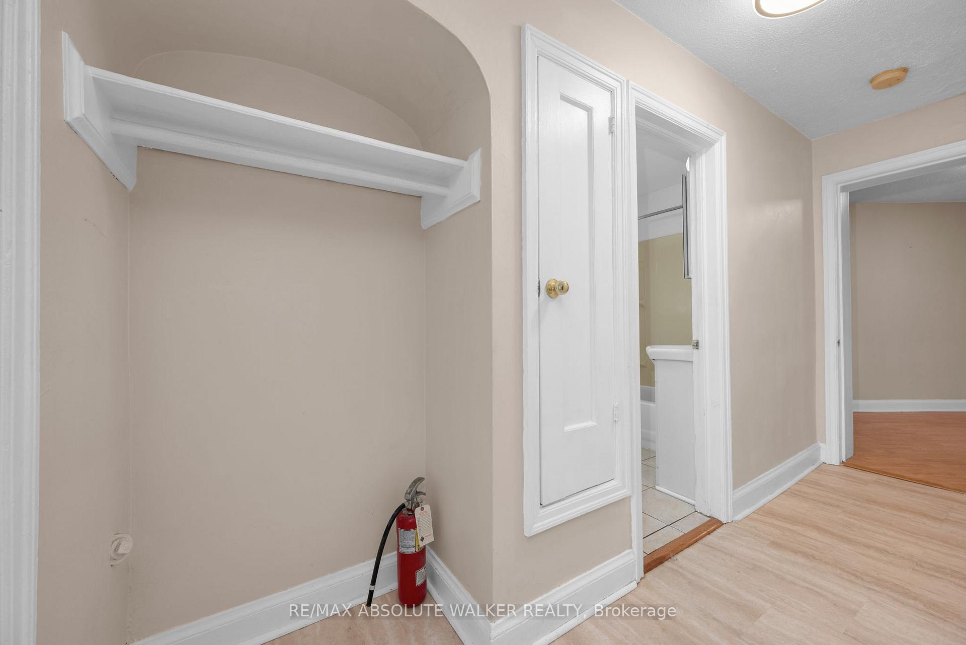 Photo 2 of Unit 3, 131 Dagmar Avenue, Ottawa, Vanier — HOMEH
