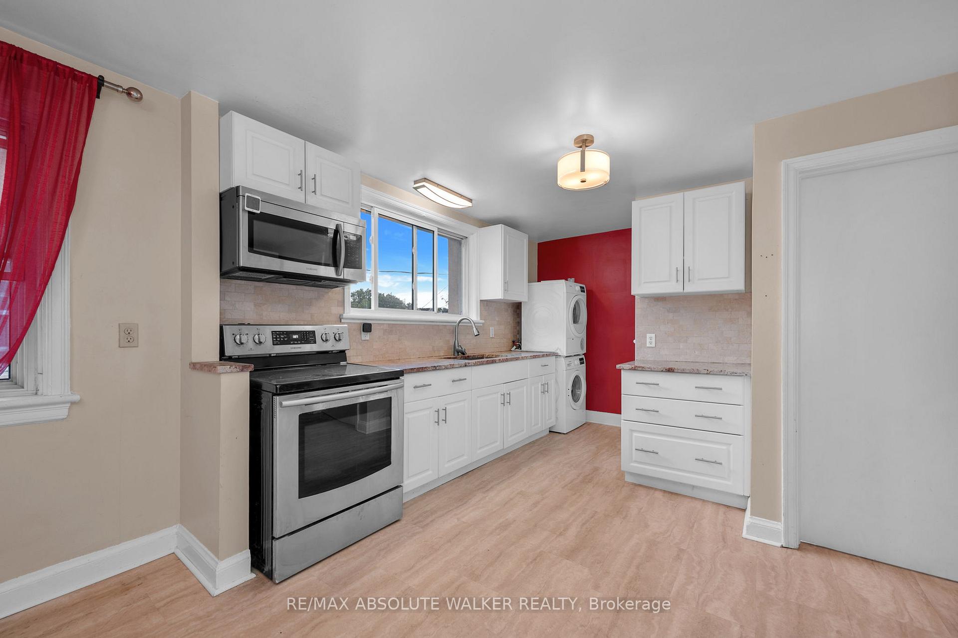 Photo 14 of Unit 3, 131 Dagmar Avenue, Ottawa, Vanier — HOMEH