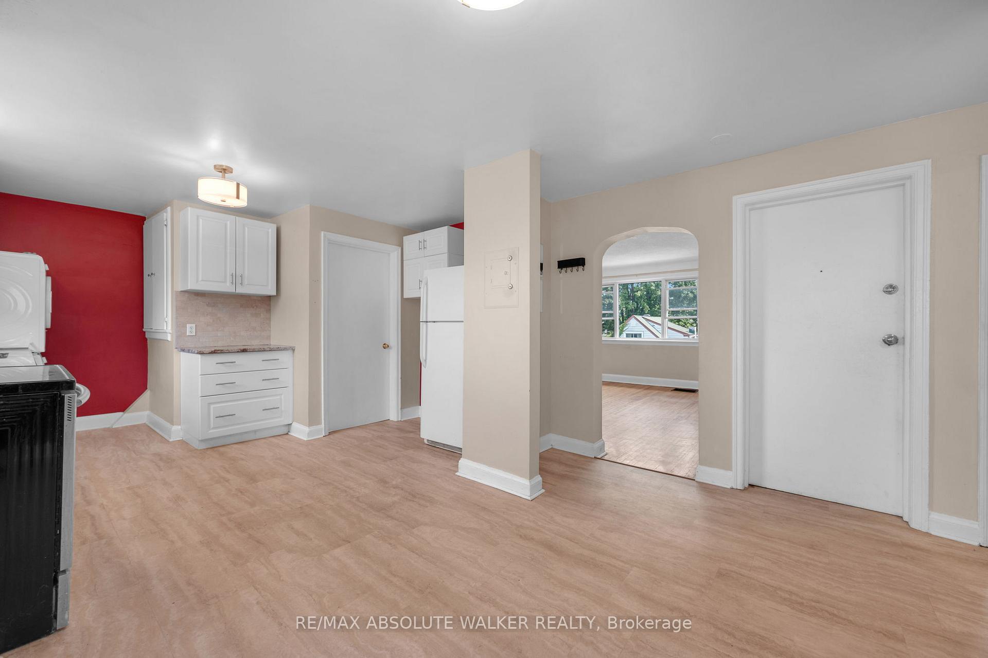 Photo 15 of Unit 3, 131 Dagmar Avenue, Ottawa, Vanier — HOMEH