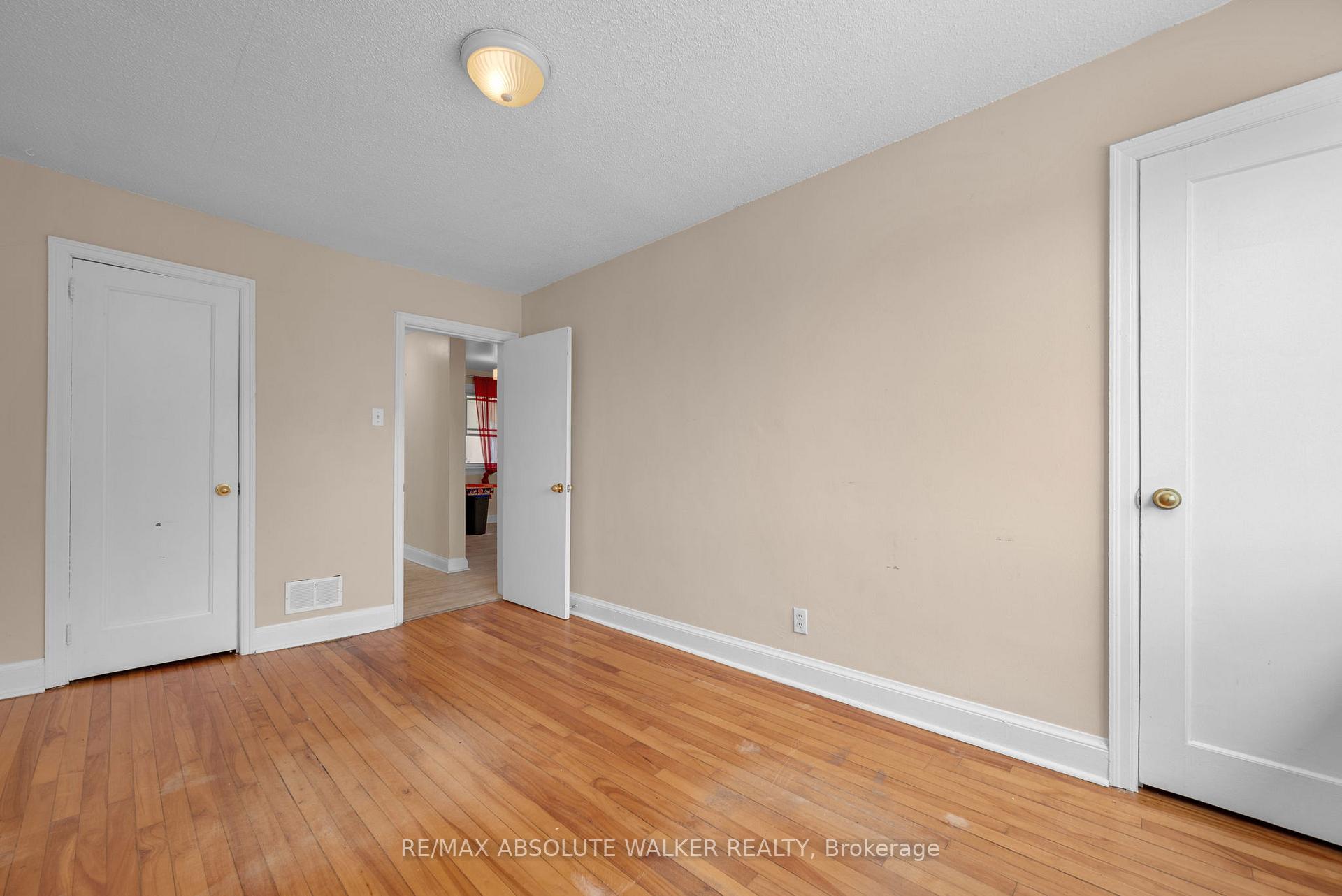 Photo 21 of Unit 3, 131 Dagmar Avenue, Ottawa, Vanier — HOMEH