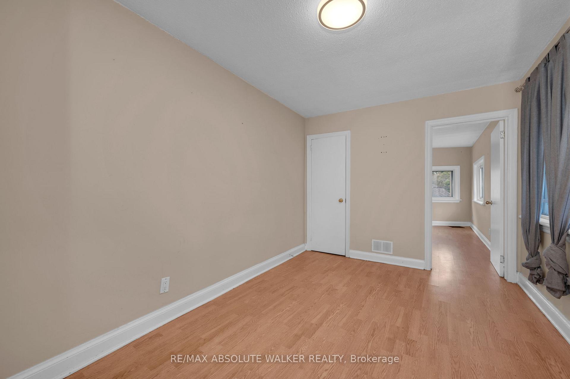 Photo 23 of Unit 3, 131 Dagmar Avenue, Ottawa, Vanier — HOMEH