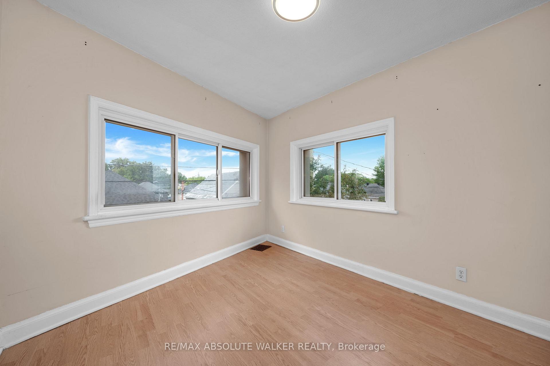 Photo 28 of Unit 3, 131 Dagmar Avenue, Ottawa, Vanier — HOMEH