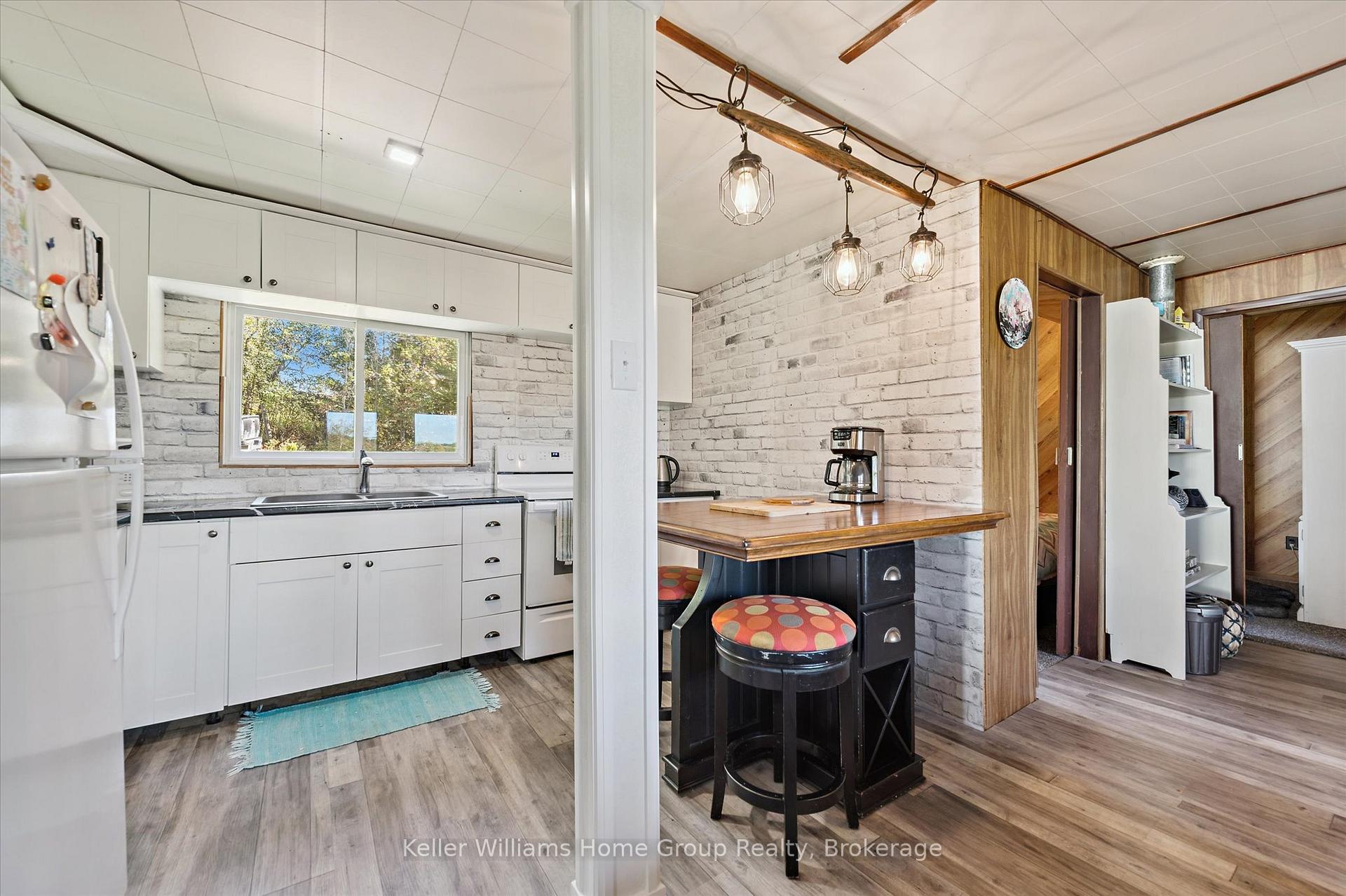 Photo 14 of 739 Seventh Street, Centre Wellington, Belwood — HOMEH