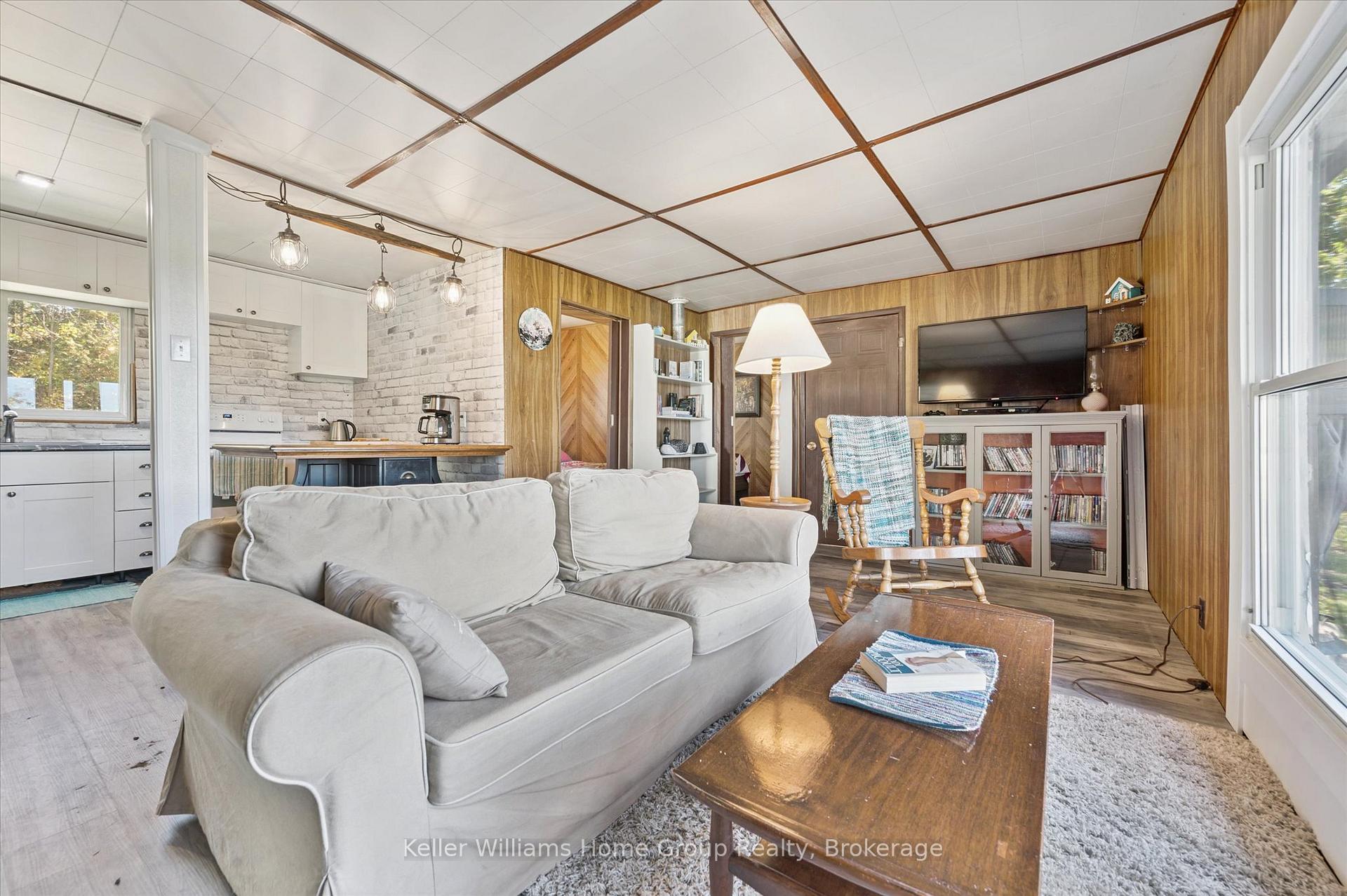 Photo 20 of 739 Seventh Street, Centre Wellington, Belwood — HOMEH