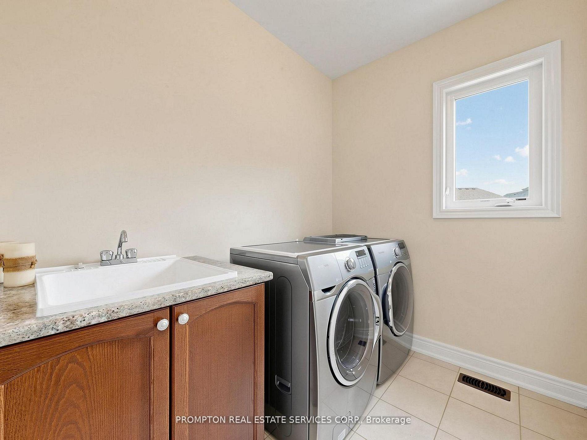 Photo 33 of 29 Beebe Crescent, Markham, Wismer — HOMEH