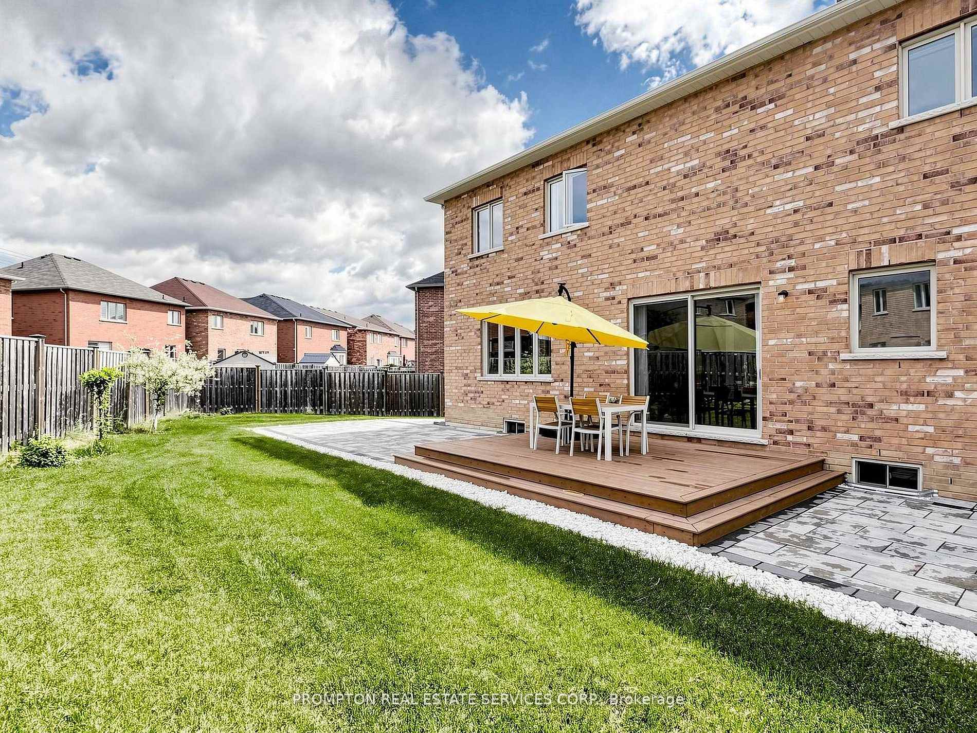 Photo 35 of 29 Beebe Crescent, Markham, Wismer — HOMEH