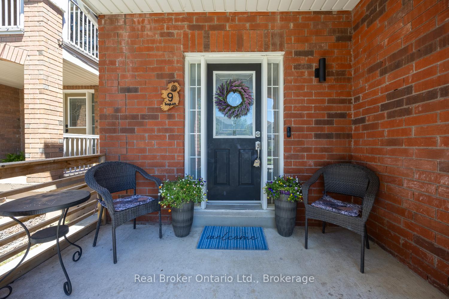 Photo 5 of 9 Candlebrook Drive, Whitby, Pringle Creek — HOMEH