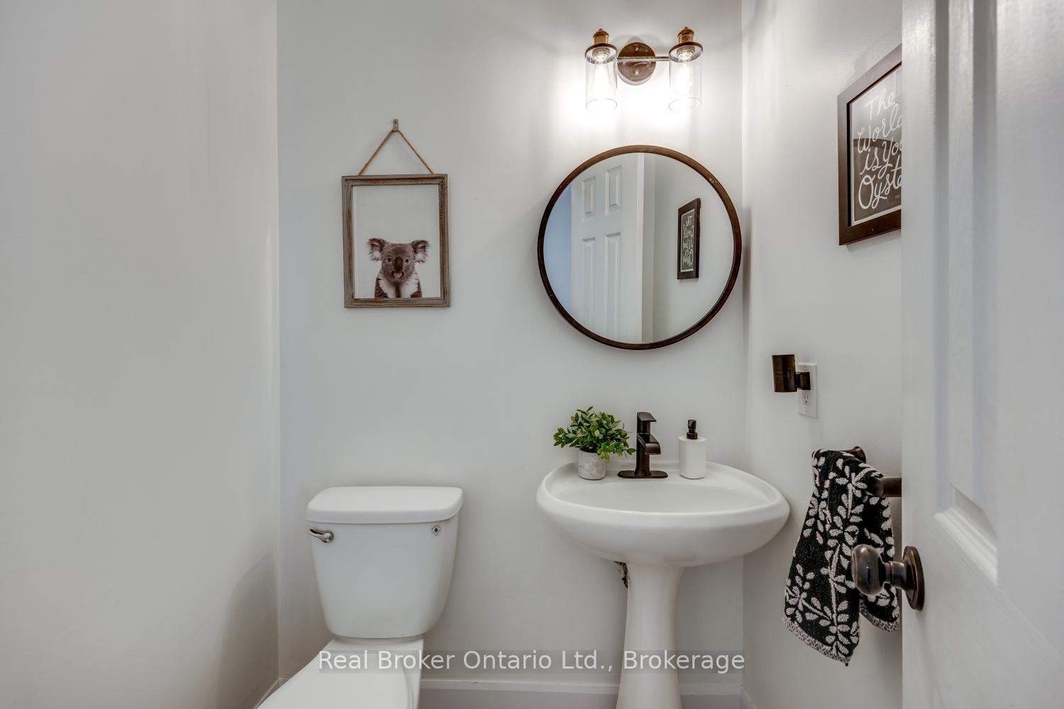 Photo 19 of 9 Candlebrook Drive, Whitby, Pringle Creek — HOMEH