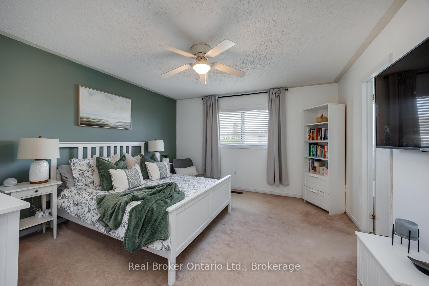 Photo 21 of 9 Candlebrook Drive, Whitby, Pringle Creek — HOMEH
