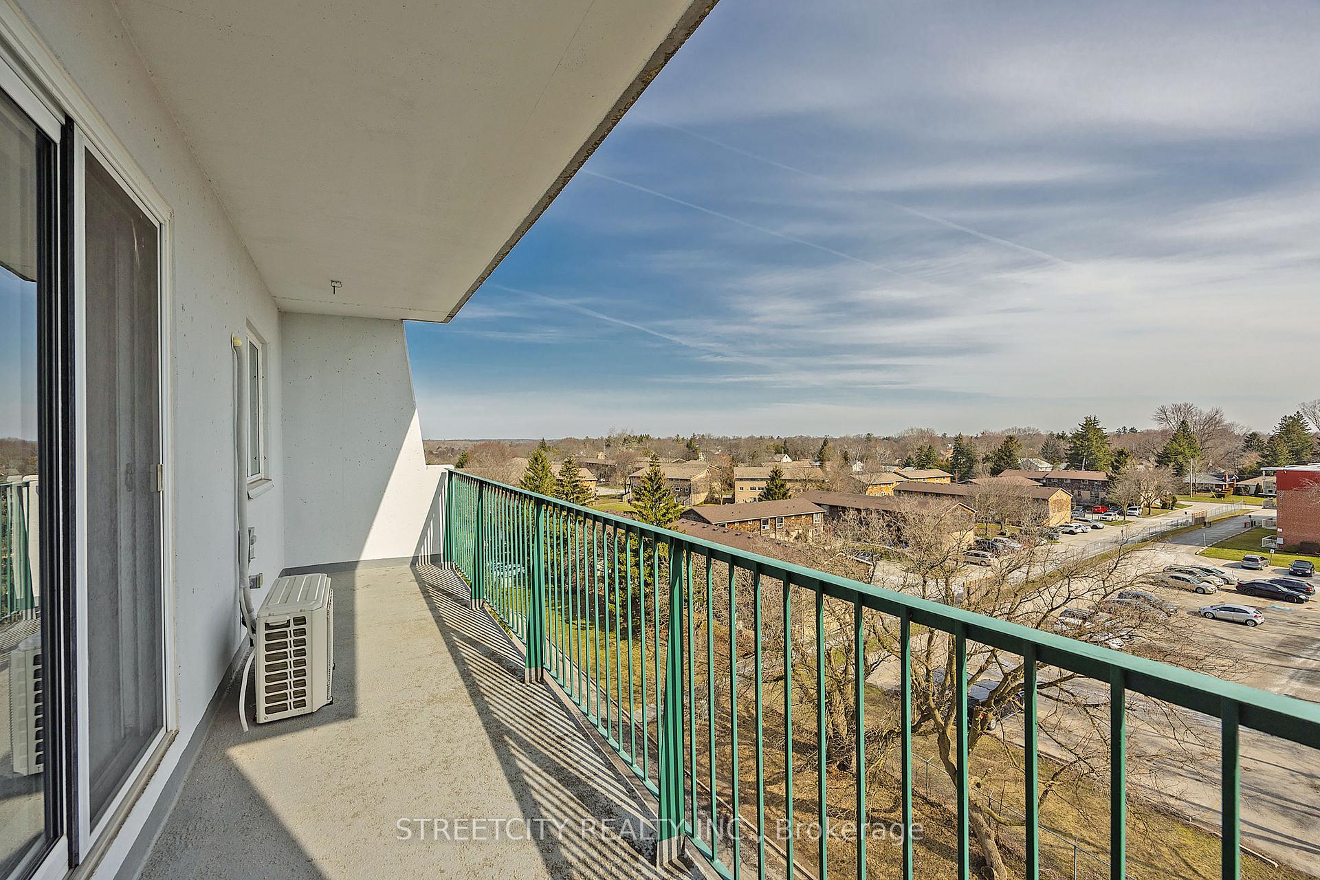 Photo 23 of Unit 701, 986 Huron Street, London, East A — HOMEH