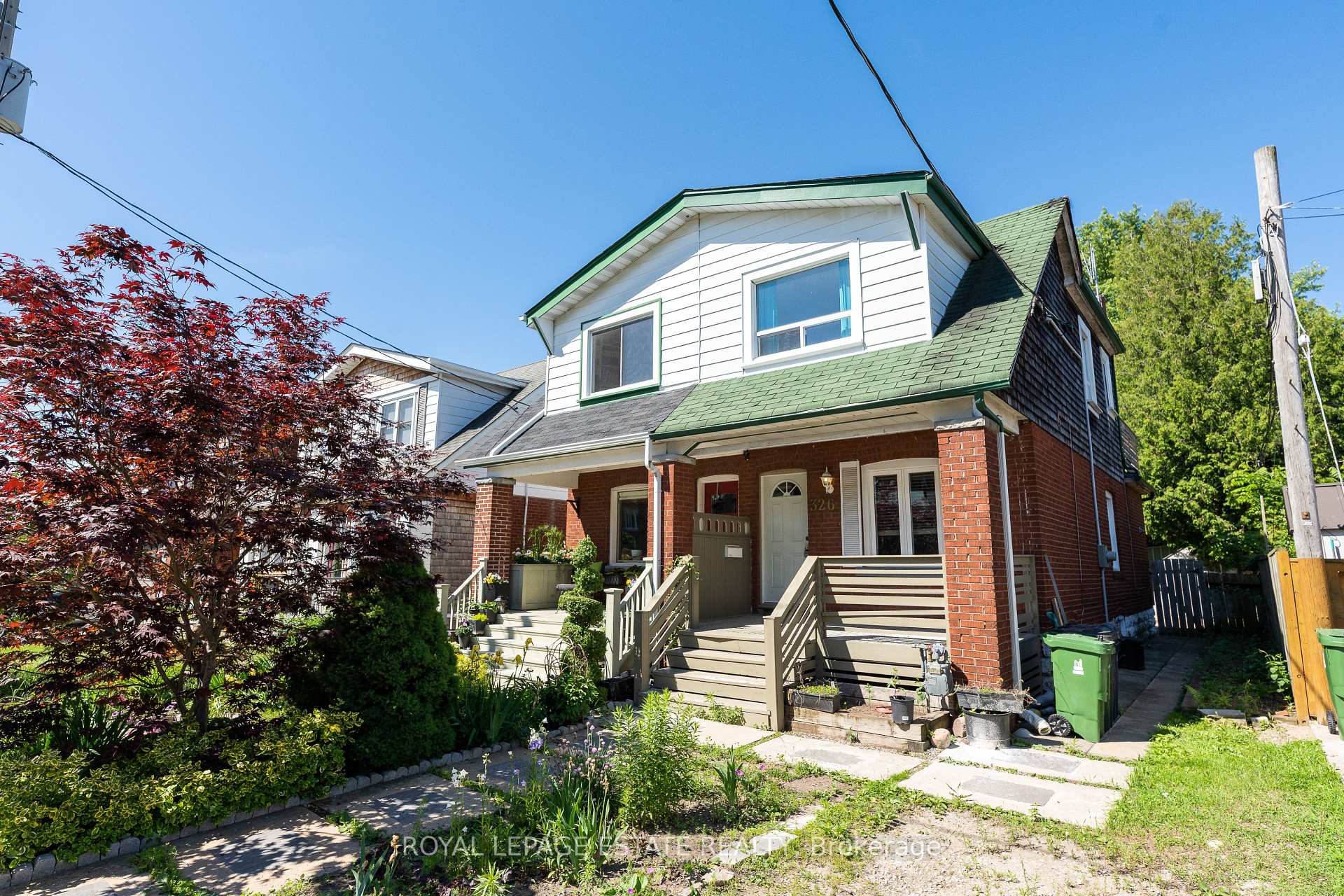 Photo of 326 Monarch Park Avenue