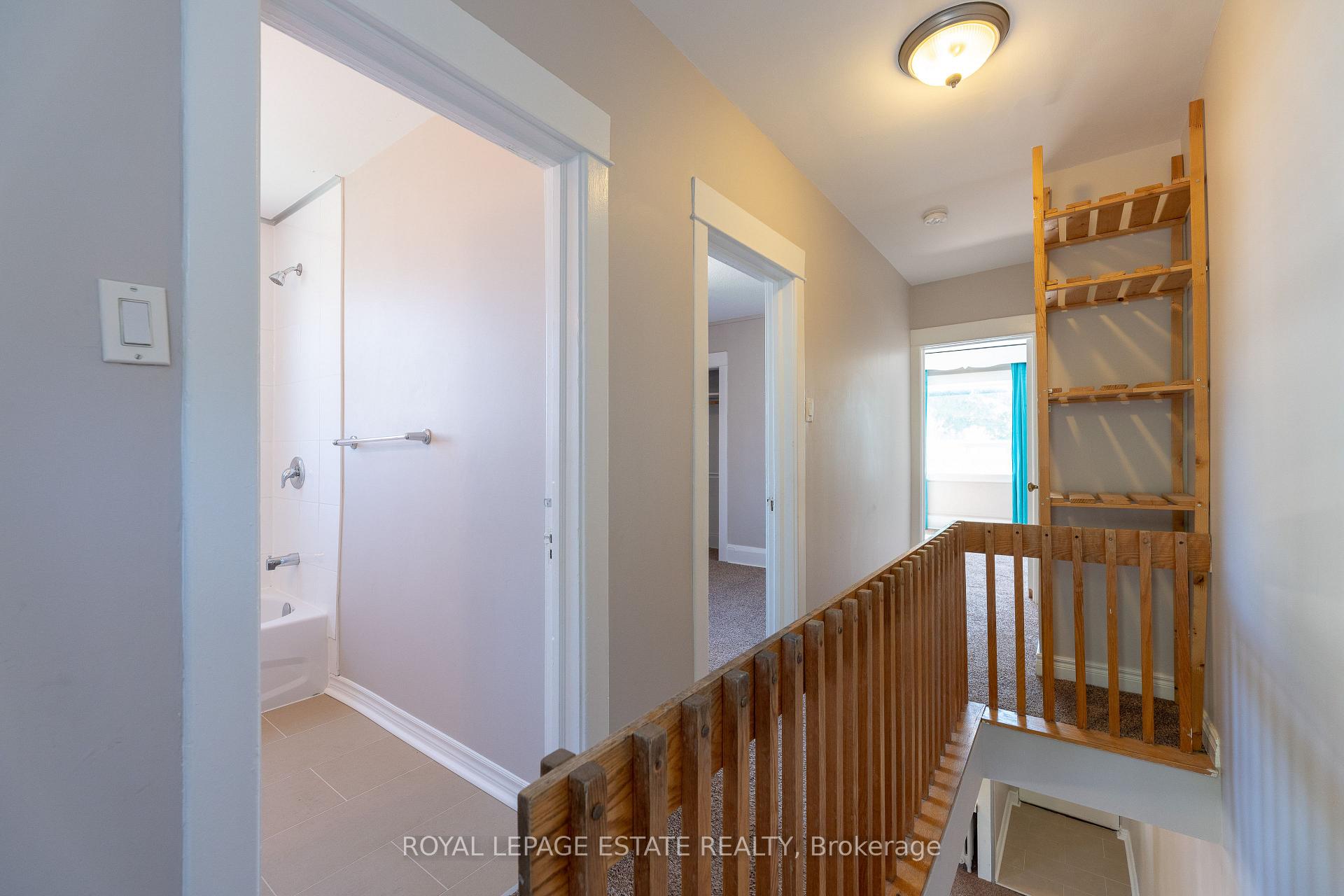 Photo 12 of 326 Monarch Park Avenue, Toronto, Danforth Village-East York — HOMEH