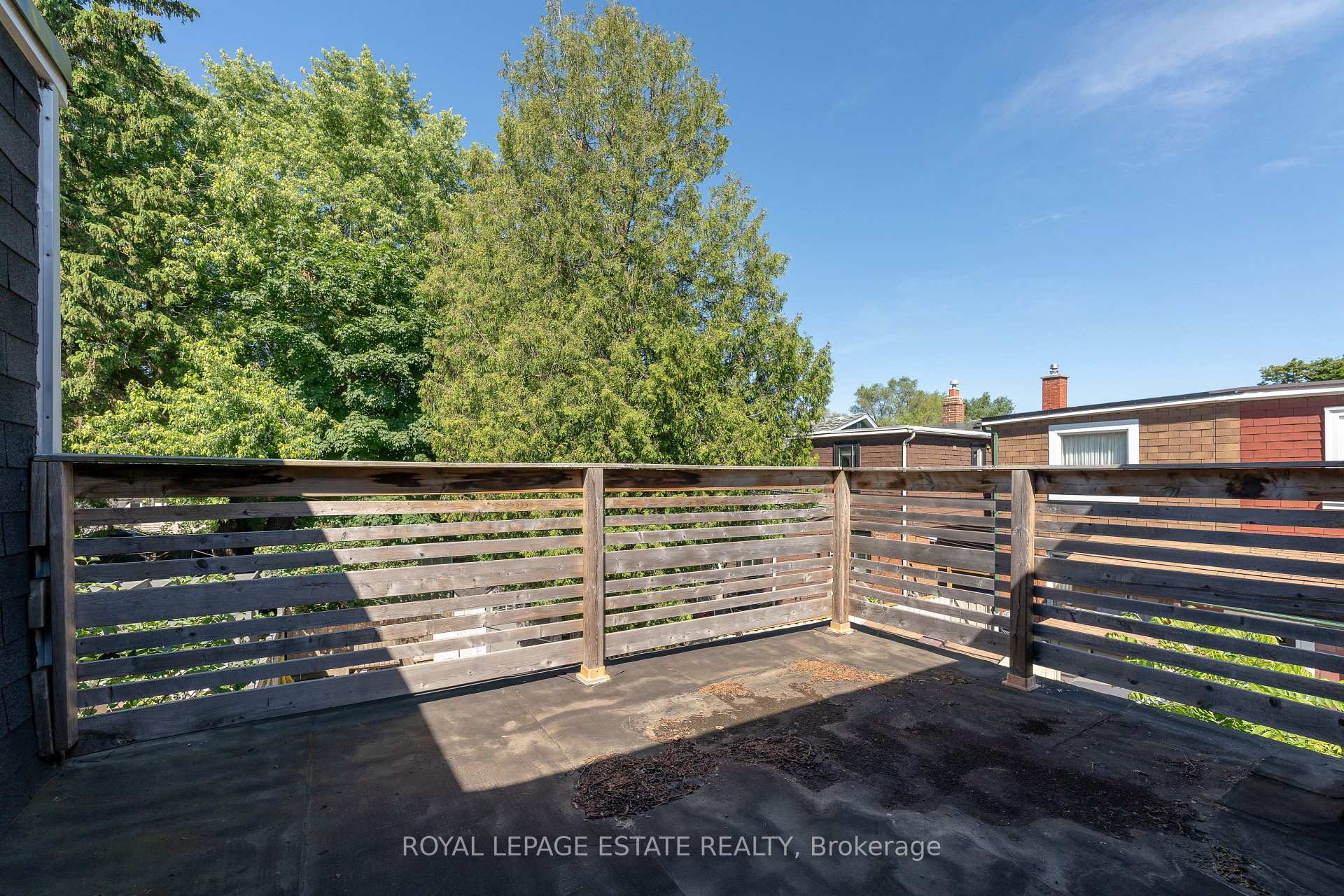 Photo 18 of 326 Monarch Park Avenue, Toronto, Danforth Village-East York — HOMEH