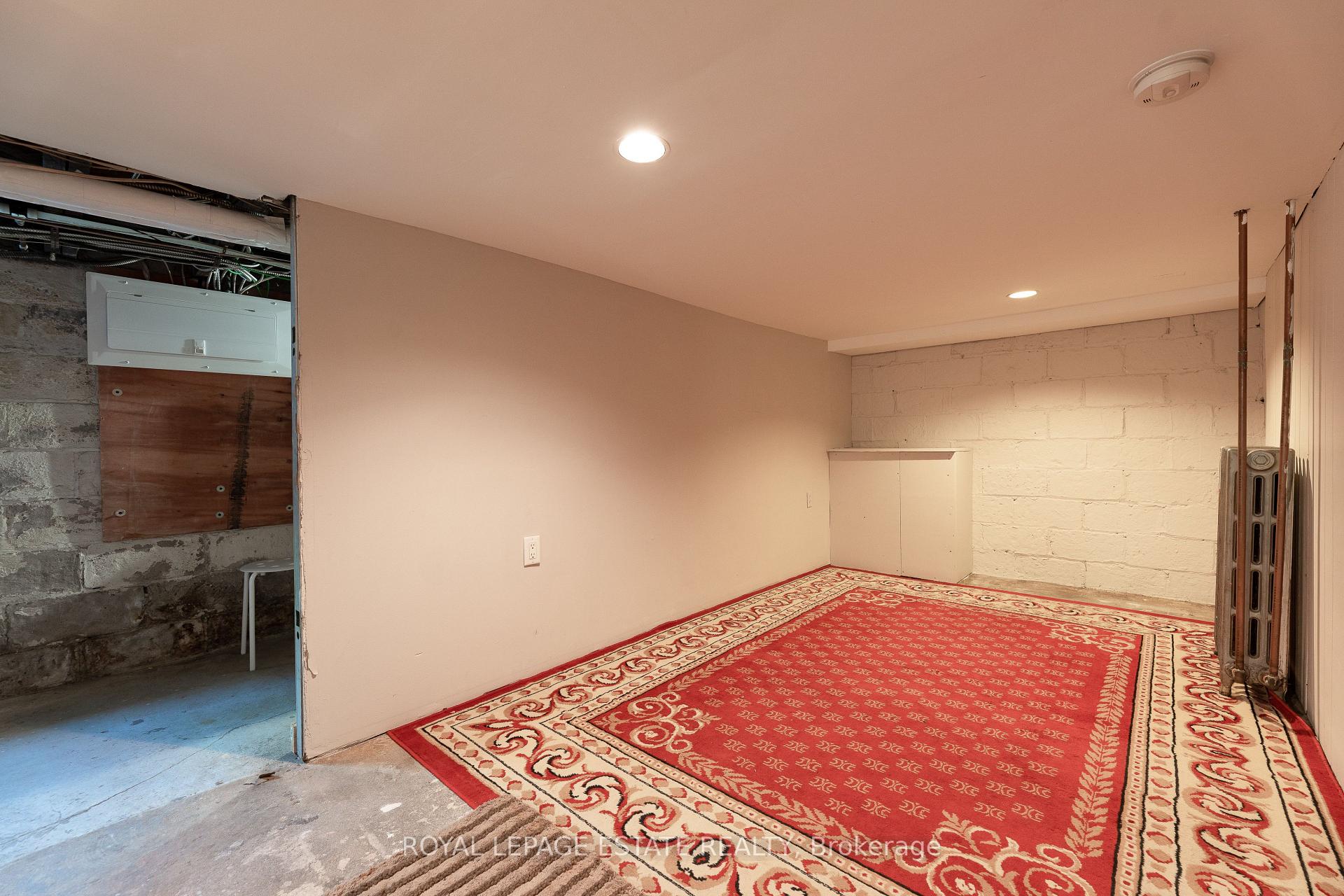 Photo 20 of 326 Monarch Park Avenue, Toronto, Danforth Village-East York — HOMEH