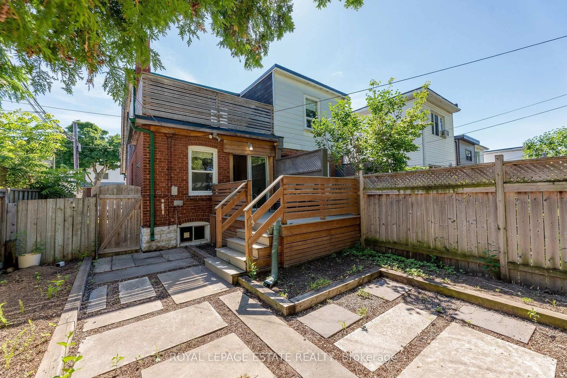 Photo 32 of 326 Monarch Park Avenue, Toronto, Danforth Village-East York — HOMEH
