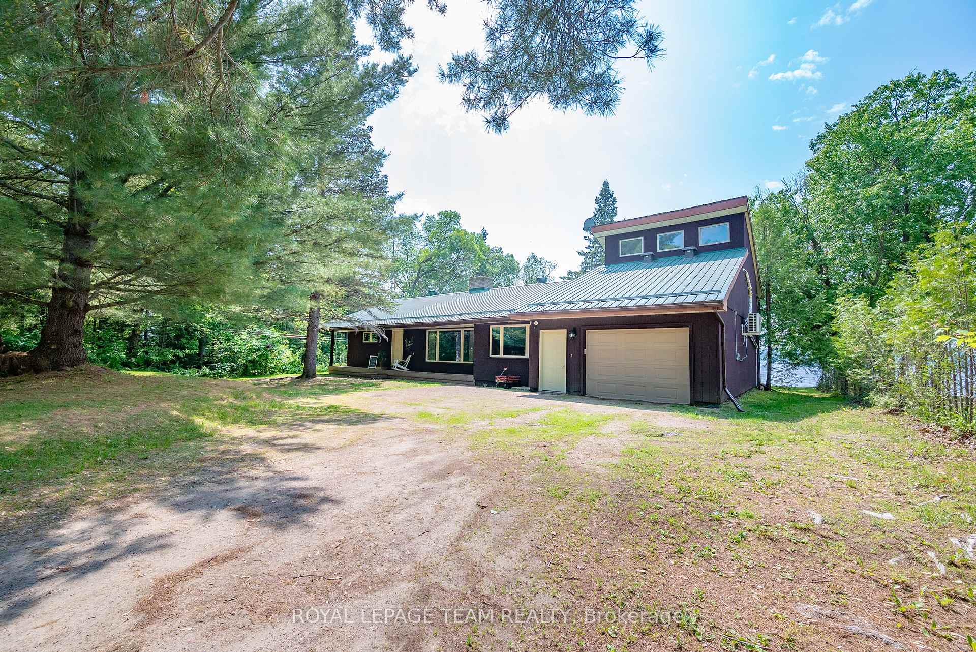 Photo 6 of 42165 Combermere Road, Madawaska Valley, Madawaska Valley — HOMEH
