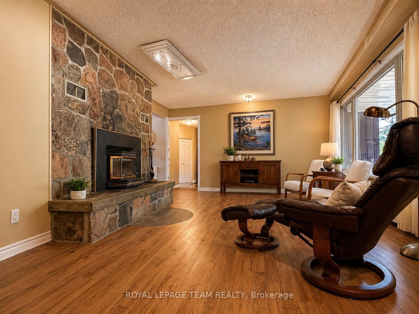 Photo 11 of 42165 Combermere Road, Madawaska Valley, Madawaska Valley — HOMEH