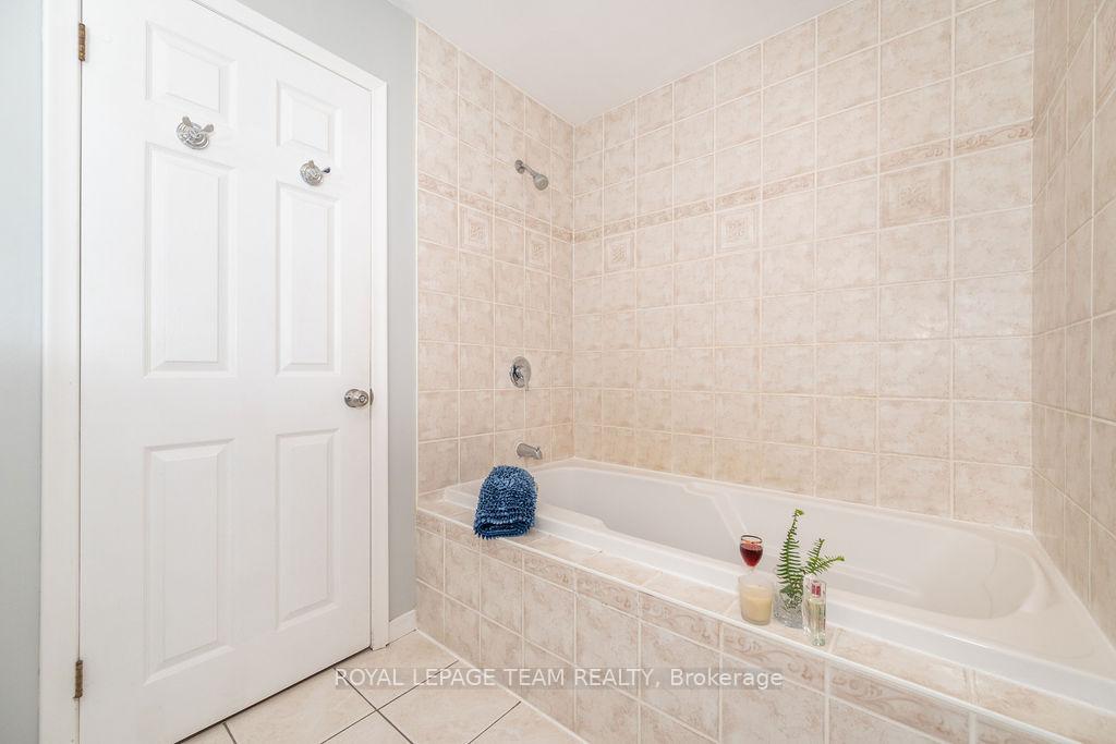 Photo 21 of 42165 Combermere Road, Madawaska Valley, Madawaska Valley — HOMEH