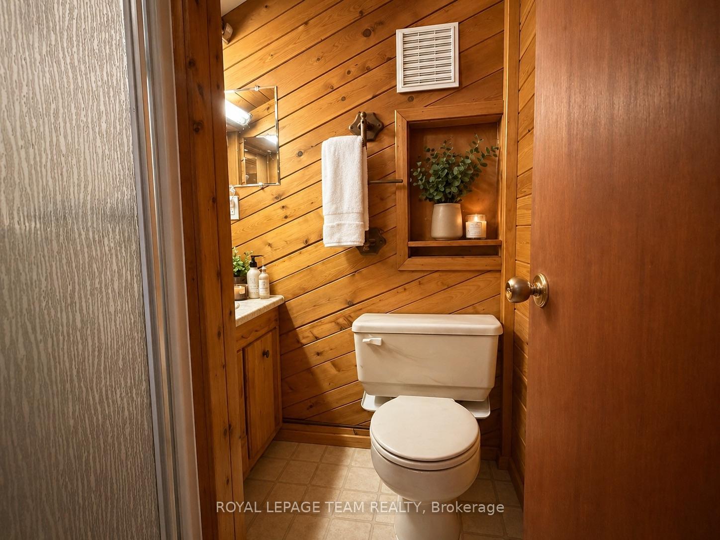 Photo 31 of 42165 Combermere Road, Madawaska Valley, Madawaska Valley — HOMEH