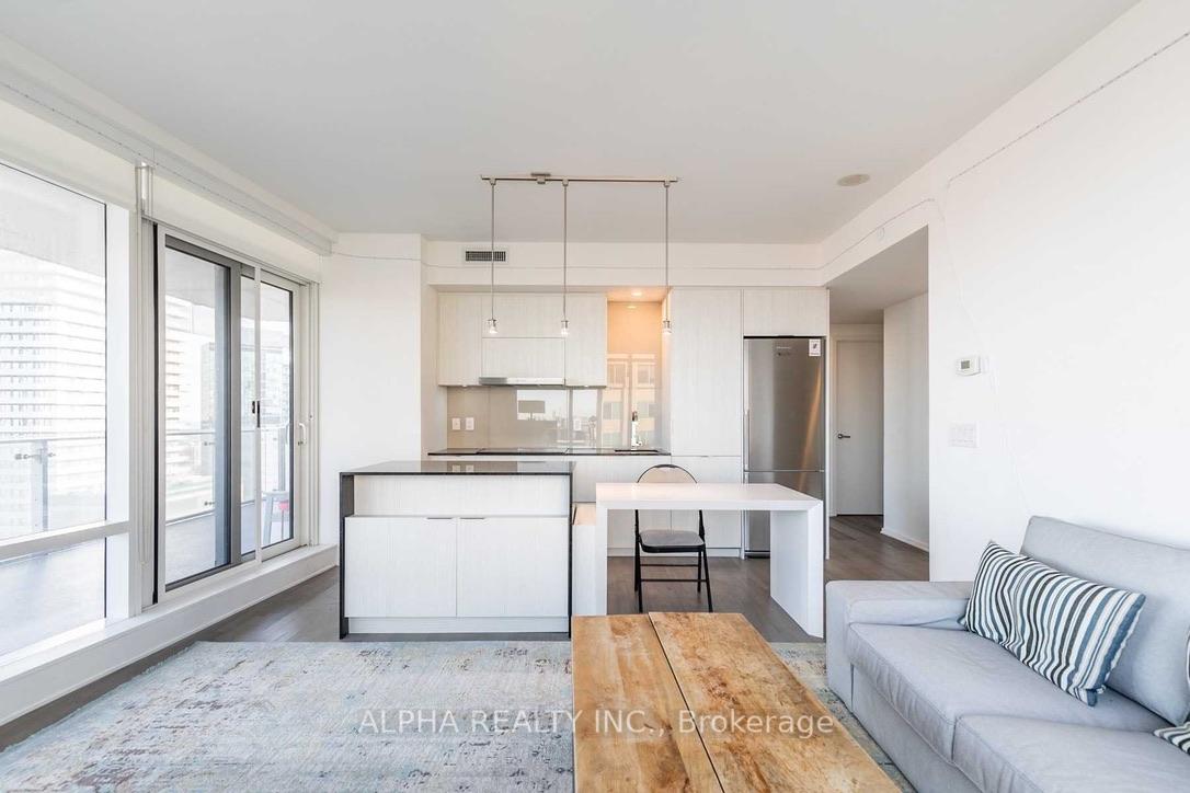 Photo 8 of Unit 3601, 1 Bloor Street, Toronto, Church-Yonge Corridor — HOMEH
