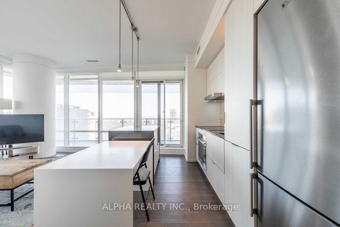 Photo 12 of Unit 3601, 1 Bloor Street, Toronto, Church-Yonge Corridor — HOMEH