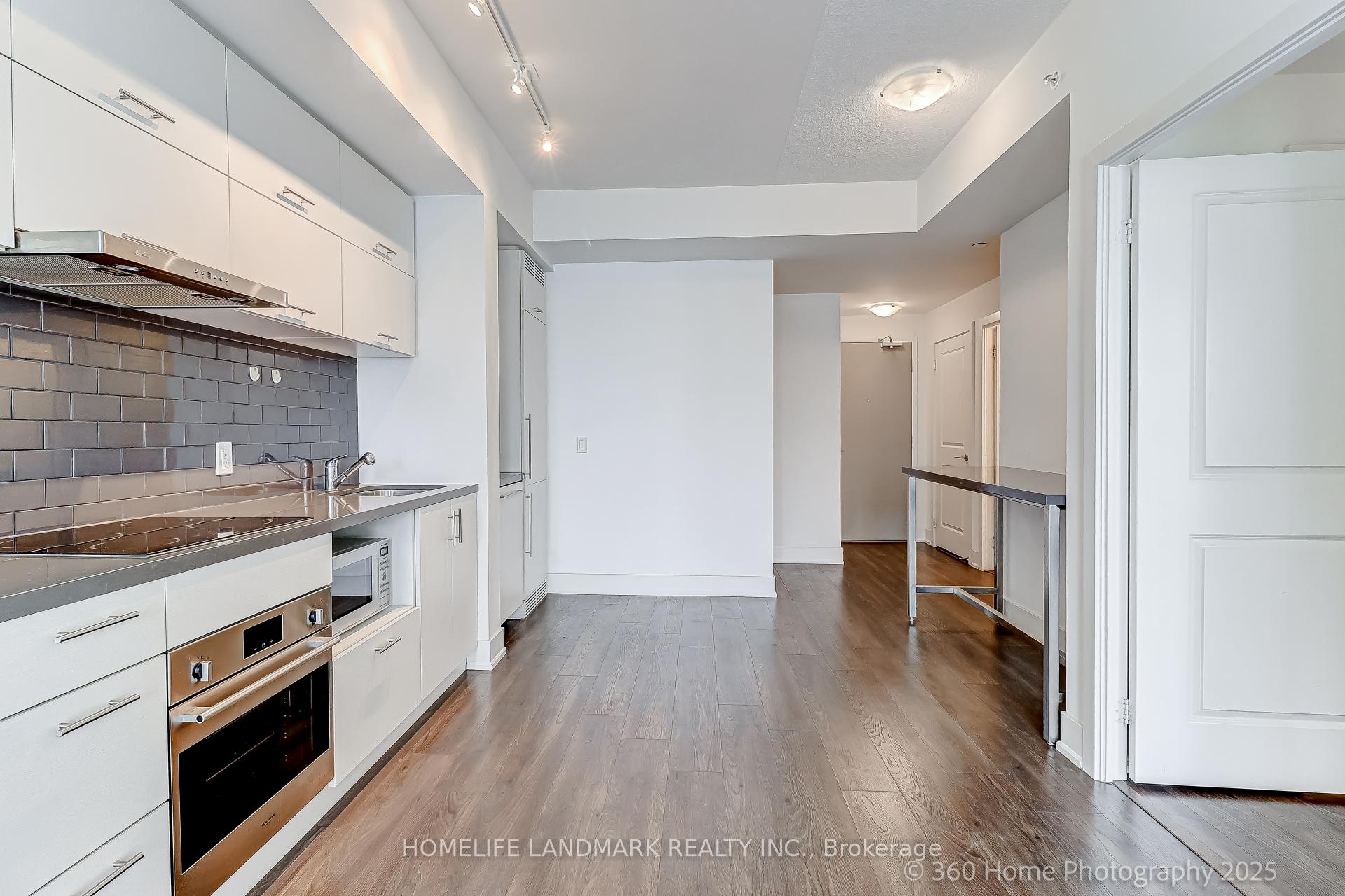 Photo 12 of Unit 908, 180 Enterprise Boulevard, Markham, Unionville — HOMEH