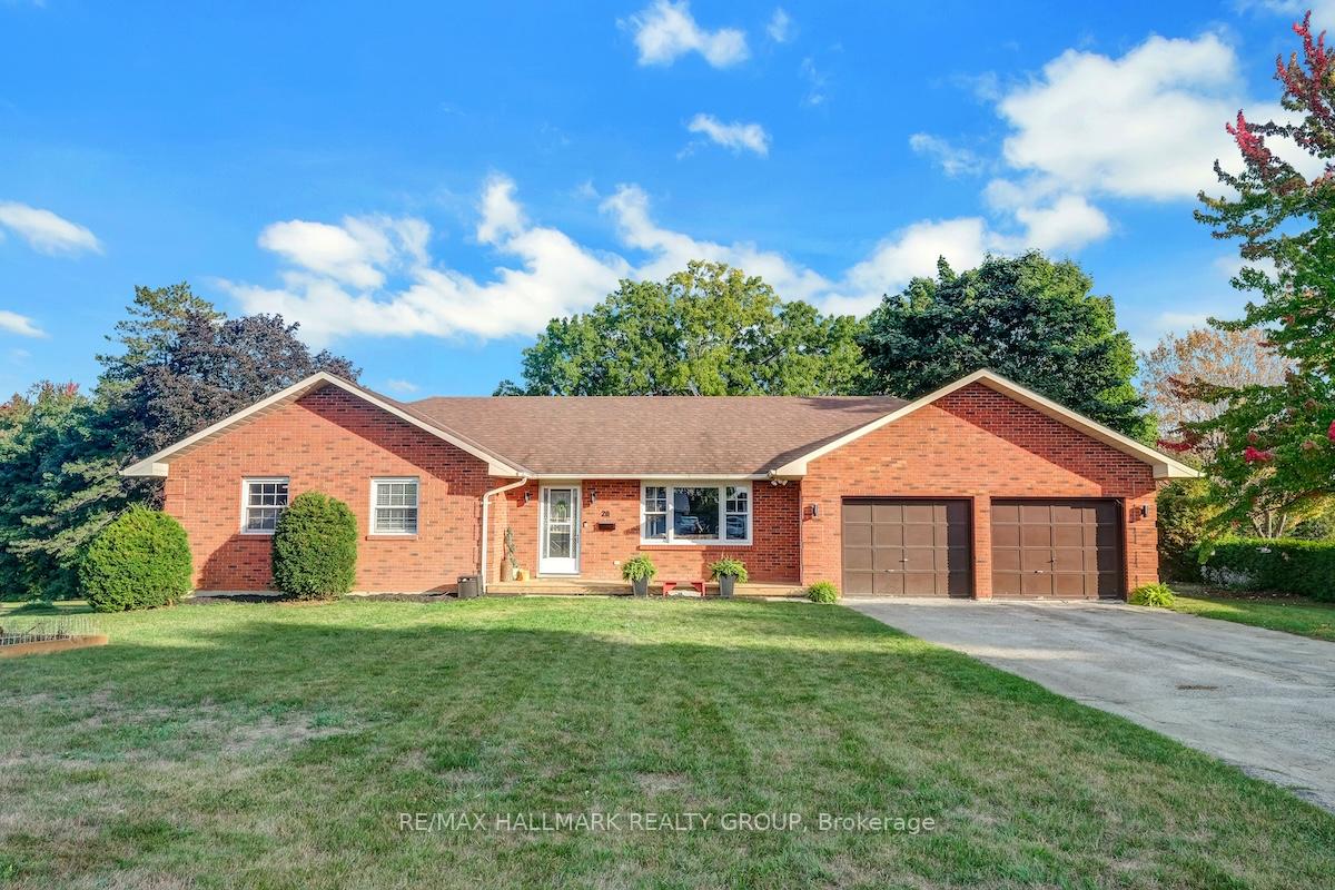 Front of 20 Hilltop Crescent S