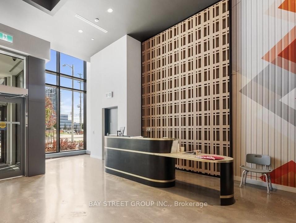 Photo 2 of Unit 1018, 10 Abeja Street, Vaughan, Concord — HOMEH