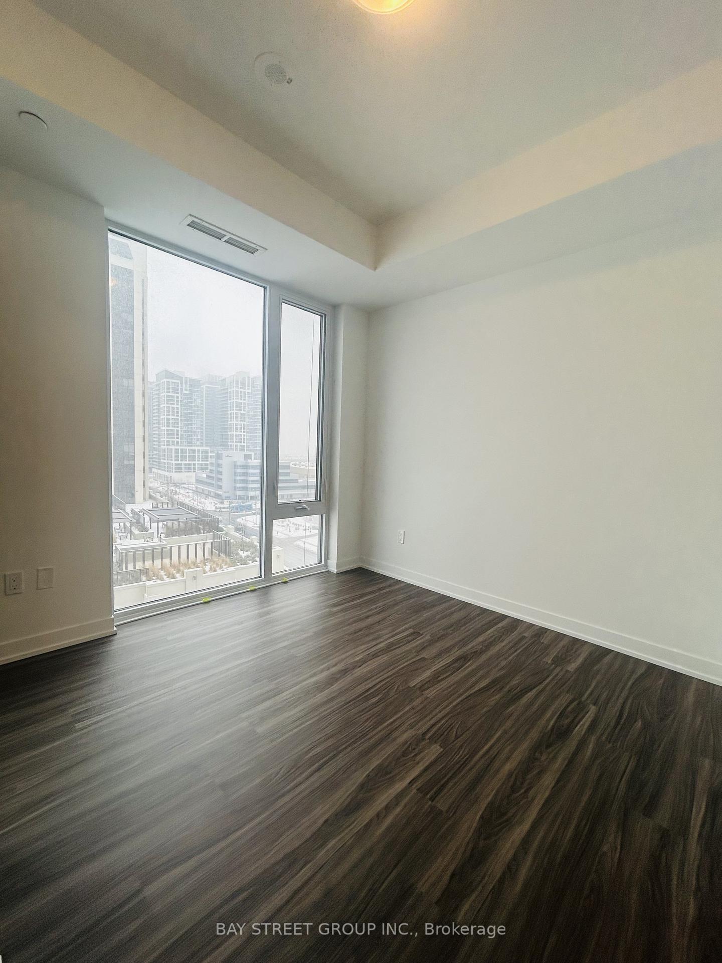 Photo 9 of Unit 1018, 10 Abeja Street, Vaughan, Concord — HOMEH