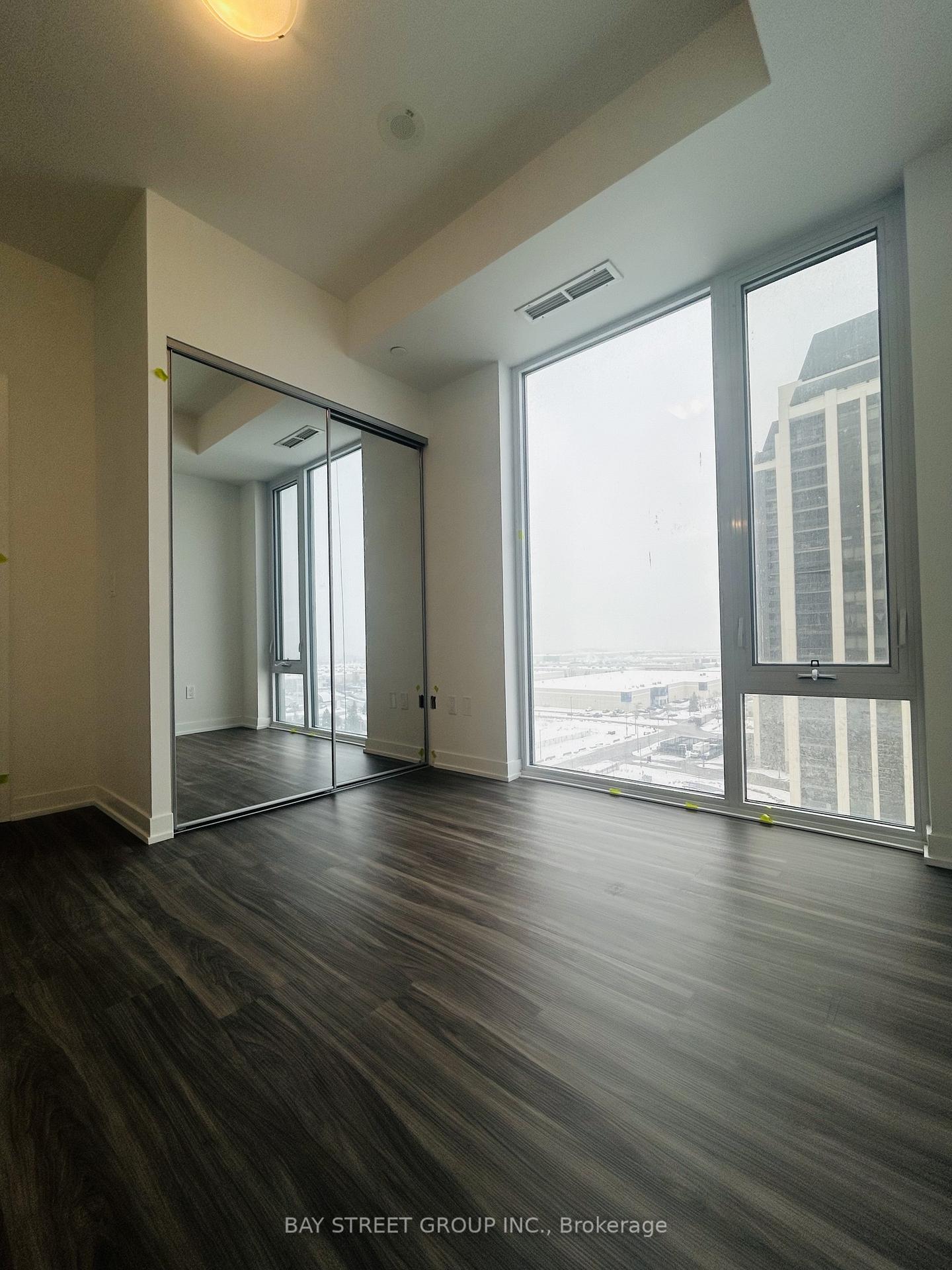 Photo 15 of Unit 1018, 10 Abeja Street, Vaughan, Concord — HOMEH
