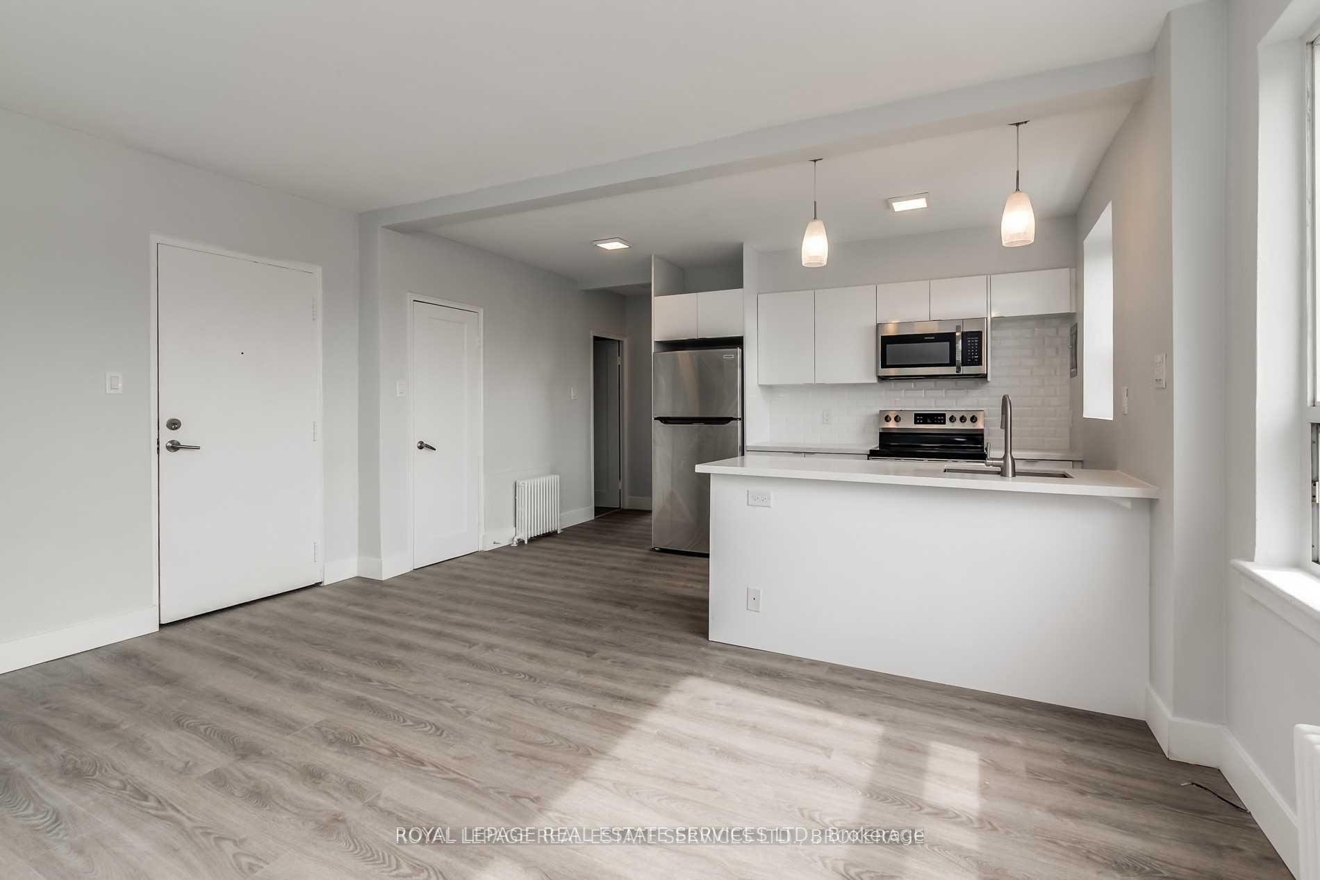 Photo 8 of Unit 308, 2908 St Clair Avenue E, Toronto, O'Connor-Parkview — HOMEH