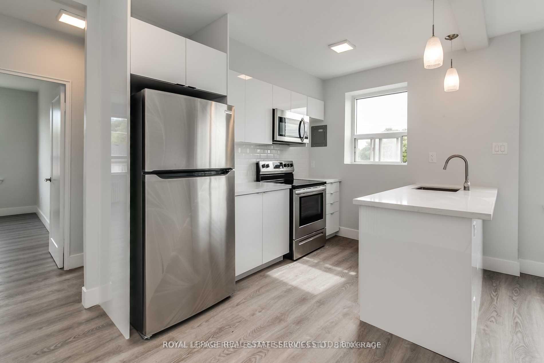 Photo 11 of Unit 308, 2908 St Clair Avenue E, Toronto, O'Connor-Parkview — HOMEH