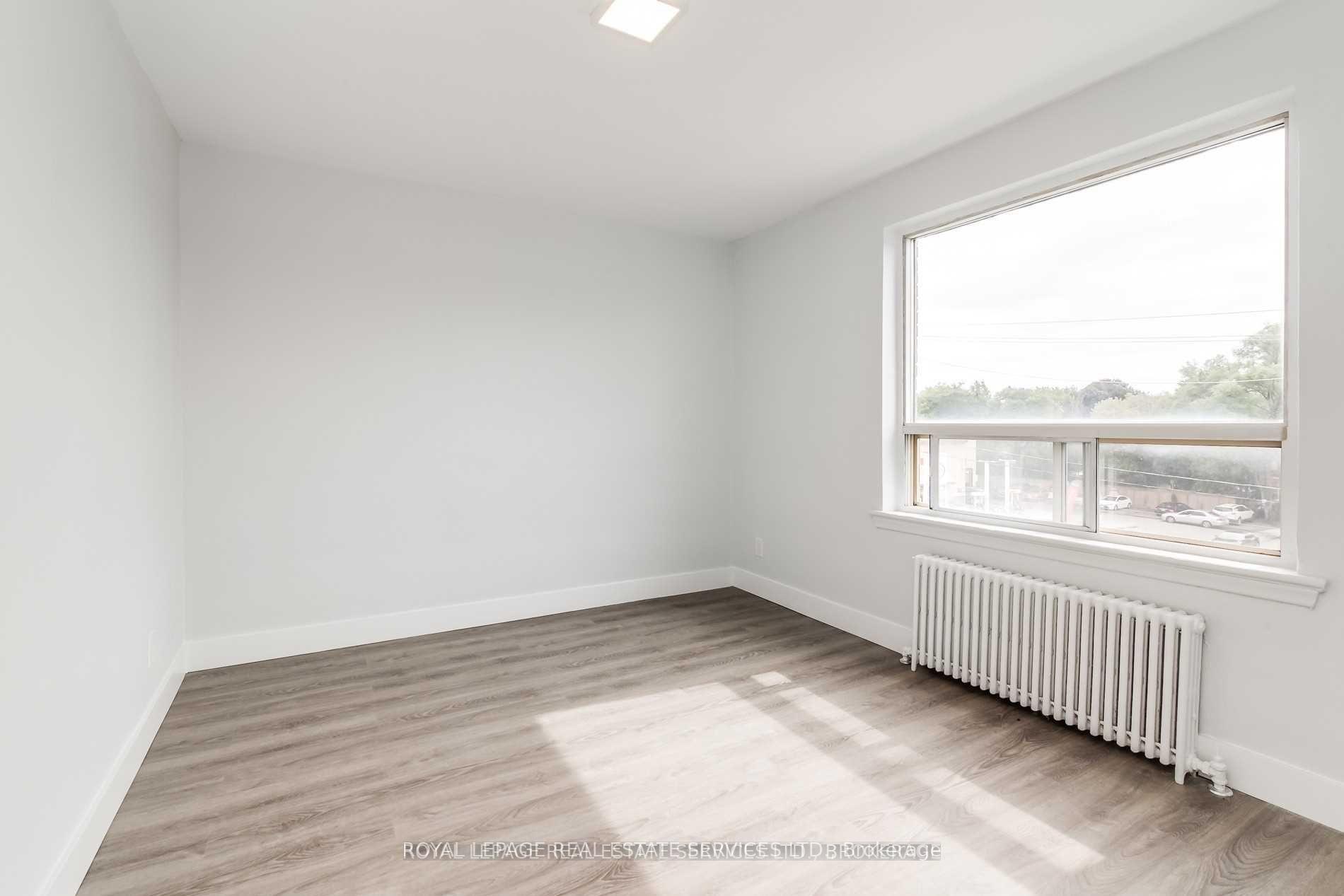 Photo 18 of Unit 308, 2908 St Clair Avenue E, Toronto, O'Connor-Parkview — HOMEH