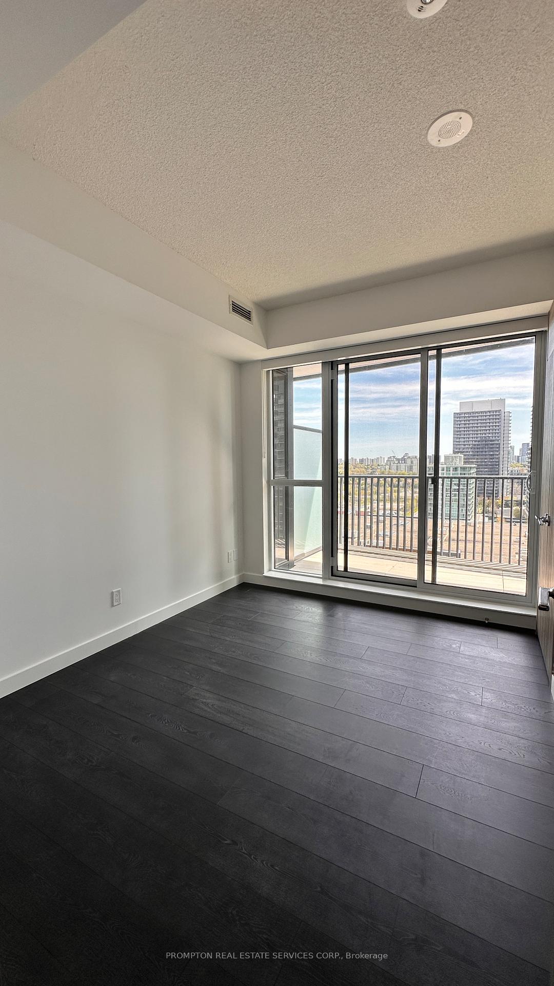 Photo 15 of Unit 1011, 75 Billes Heights, North York, Bayview Village — HOMEH