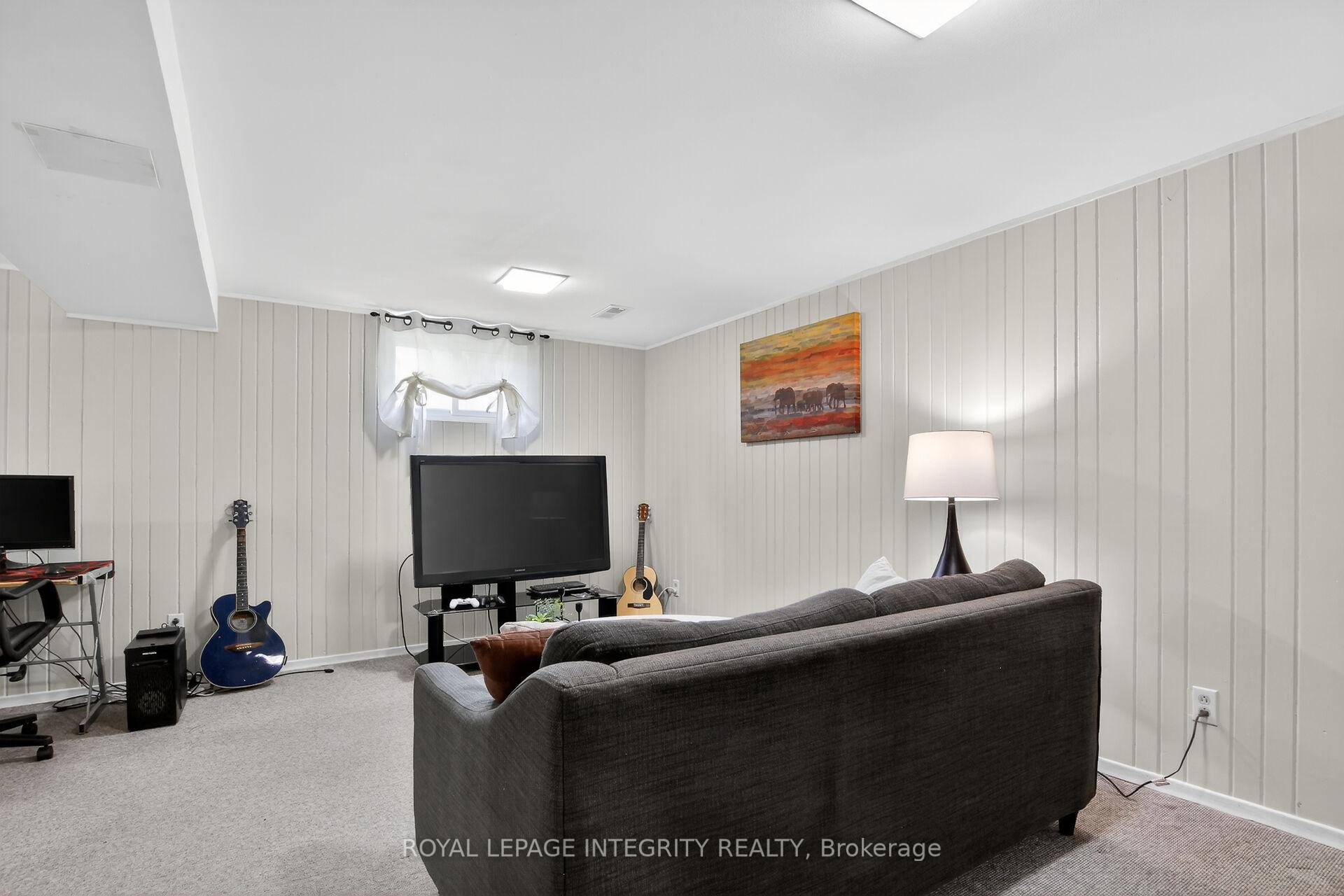 Photo 45 of 1646 Grey Nuns Drive, Ottawa, Convent Glen South — HOMEH