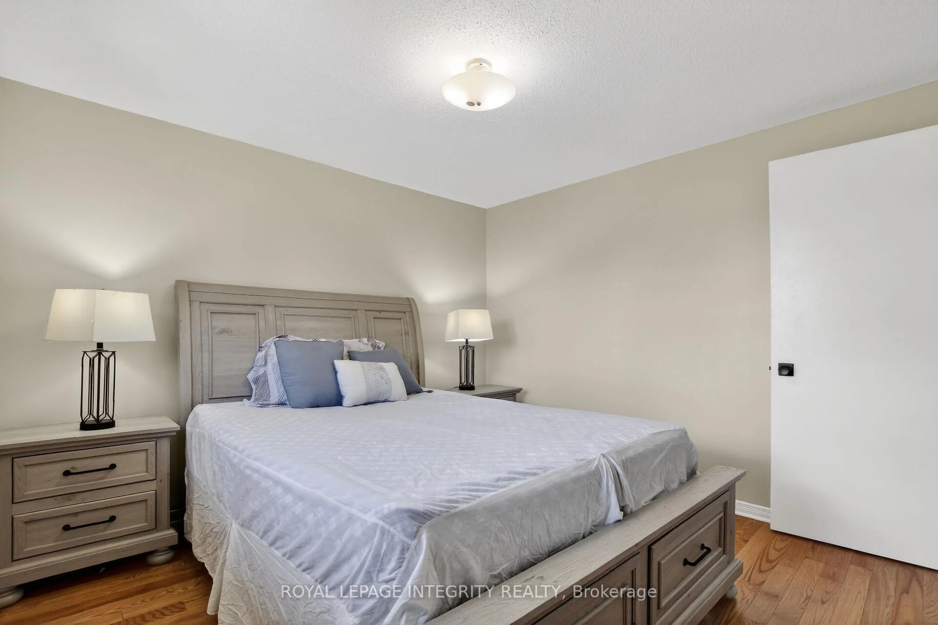 Photo 31 of 1646 Grey Nuns Drive, Ottawa, Convent Glen South — HOMEH