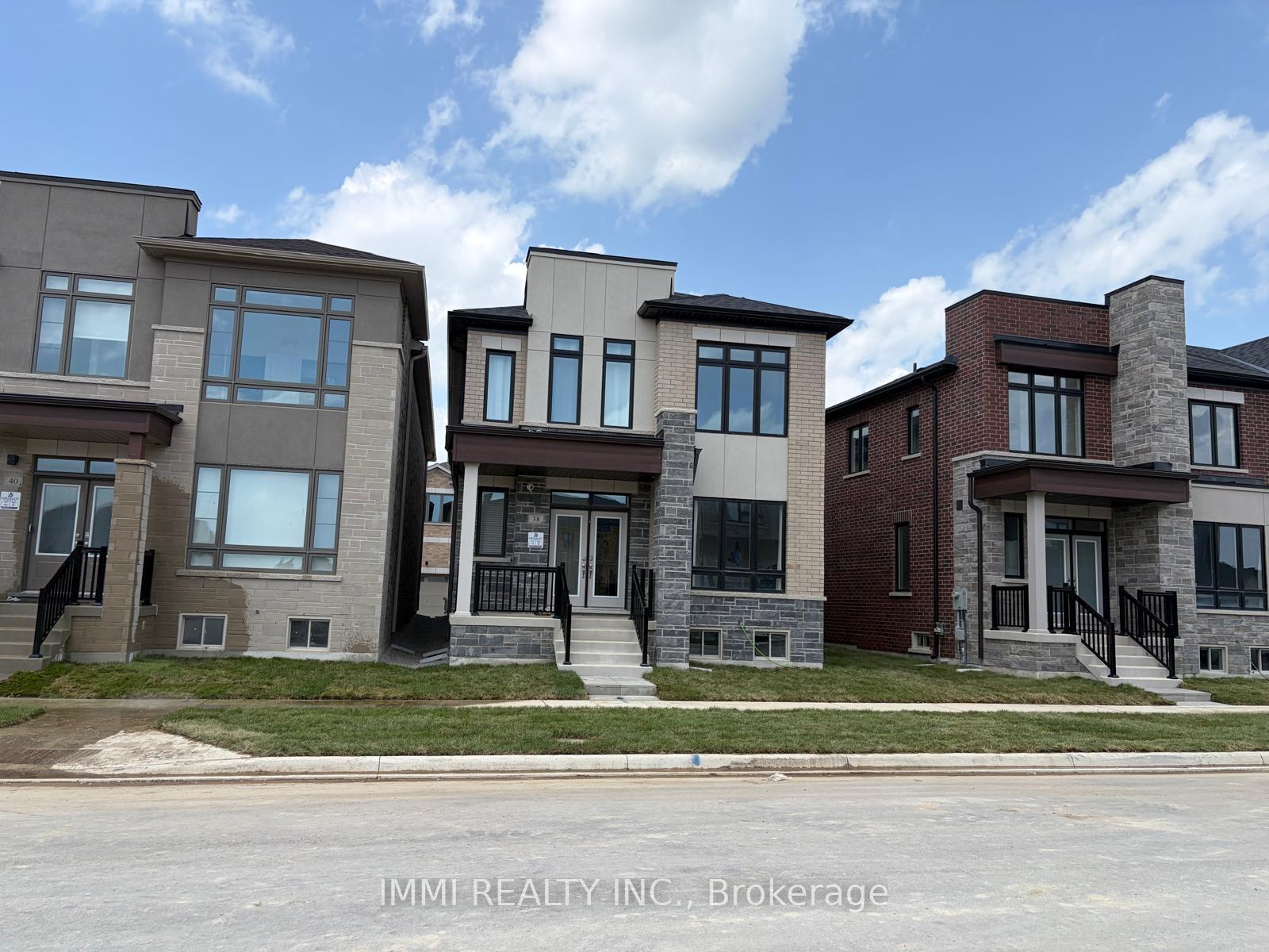 Photo 2 of 38 Raymond Schell Avenue, Markham, Victoria Manor-Jennings Gate — HOMEH