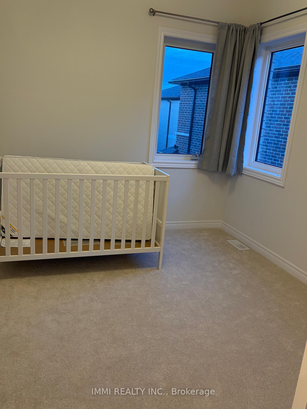 Photo 16 of 38 Raymond Schell Avenue, Markham, Victoria Manor-Jennings Gate — HOMEH