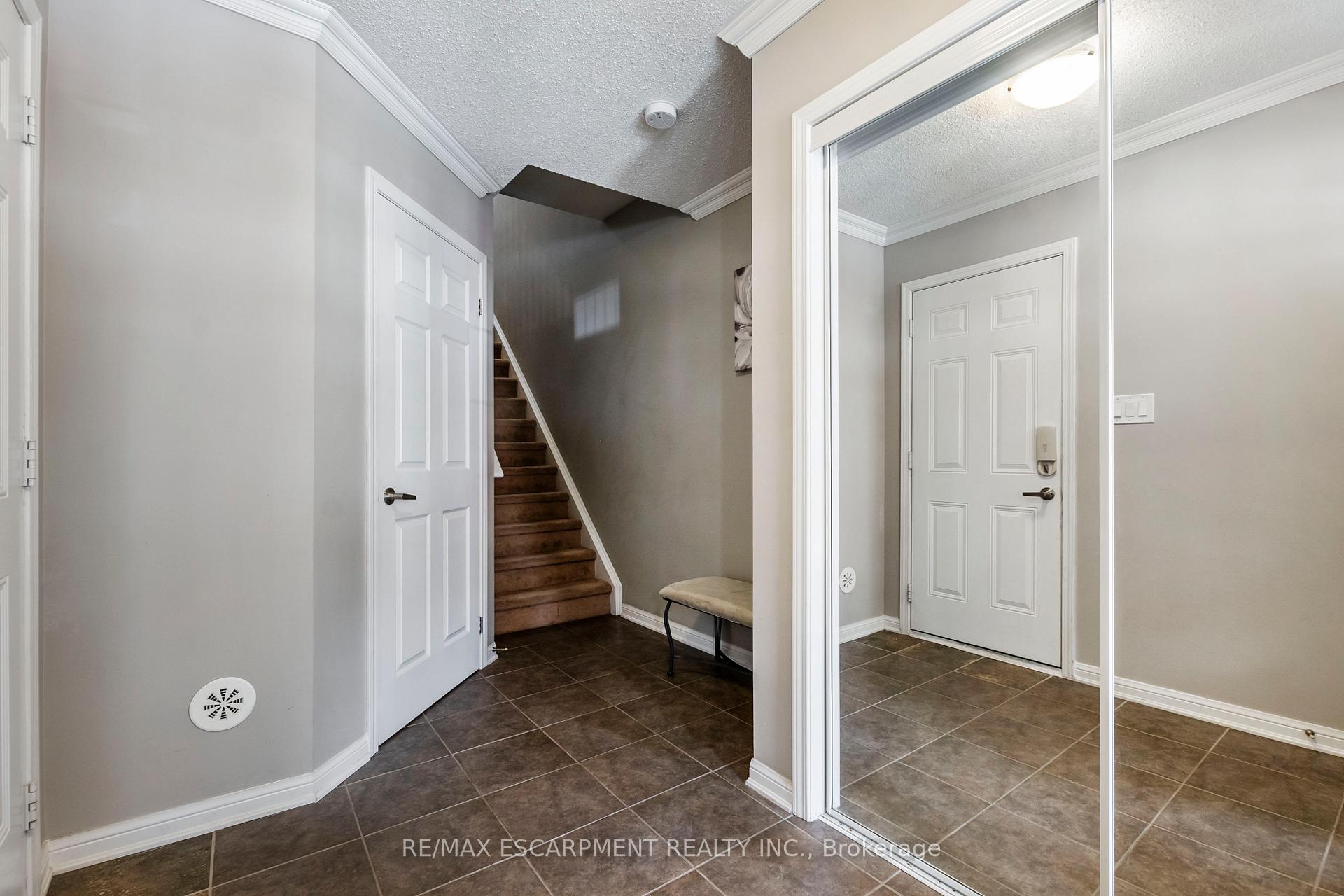 Photo 6 of 280 Wetenhall Landing, Milton, Harrison — HOMEH