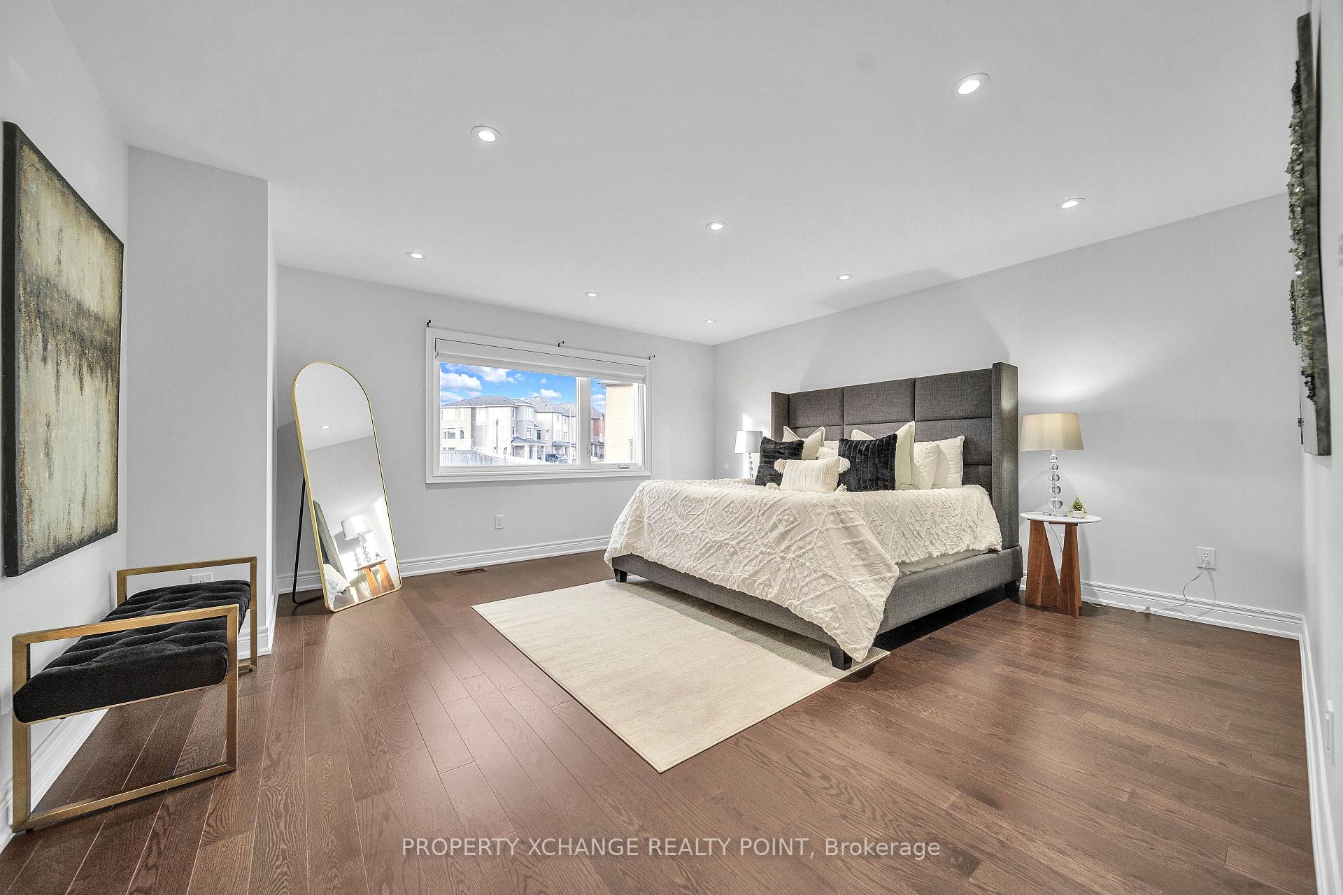 Photo 12 of 1219 Cactus Crescent, Pickering, Rural Pickering — HOMEH