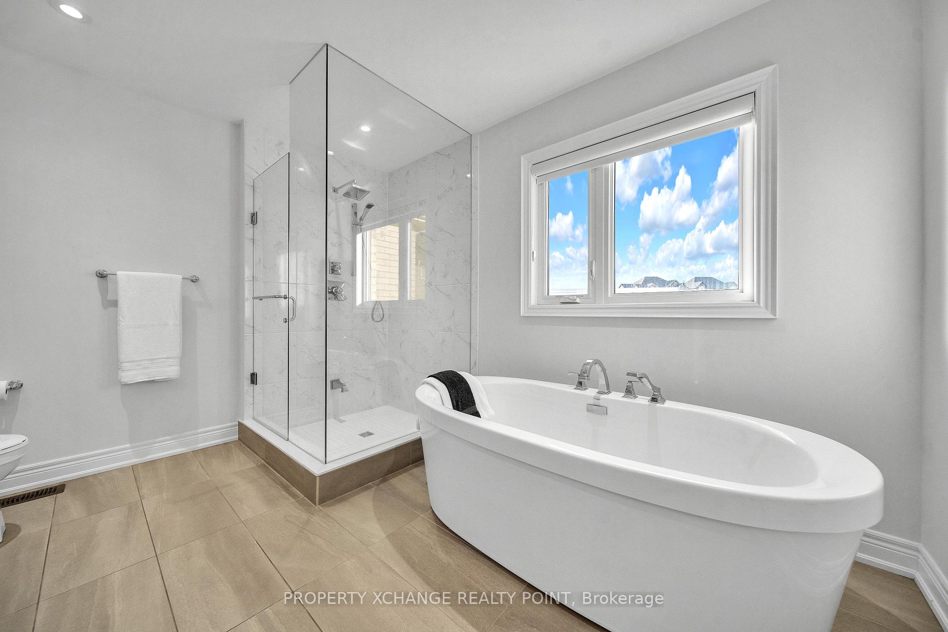 Photo 14 of 1219 Cactus Crescent, Pickering, Rural Pickering — HOMEH