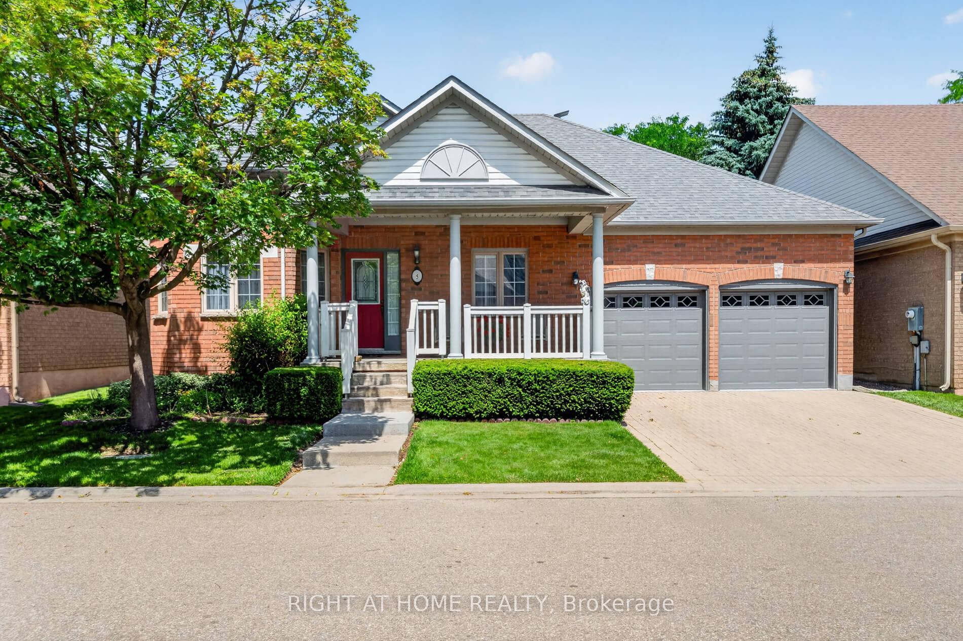 Photo 1 of 5 Orchard Park Gate, Brampton, Sandringham-Wellington — HOMEH