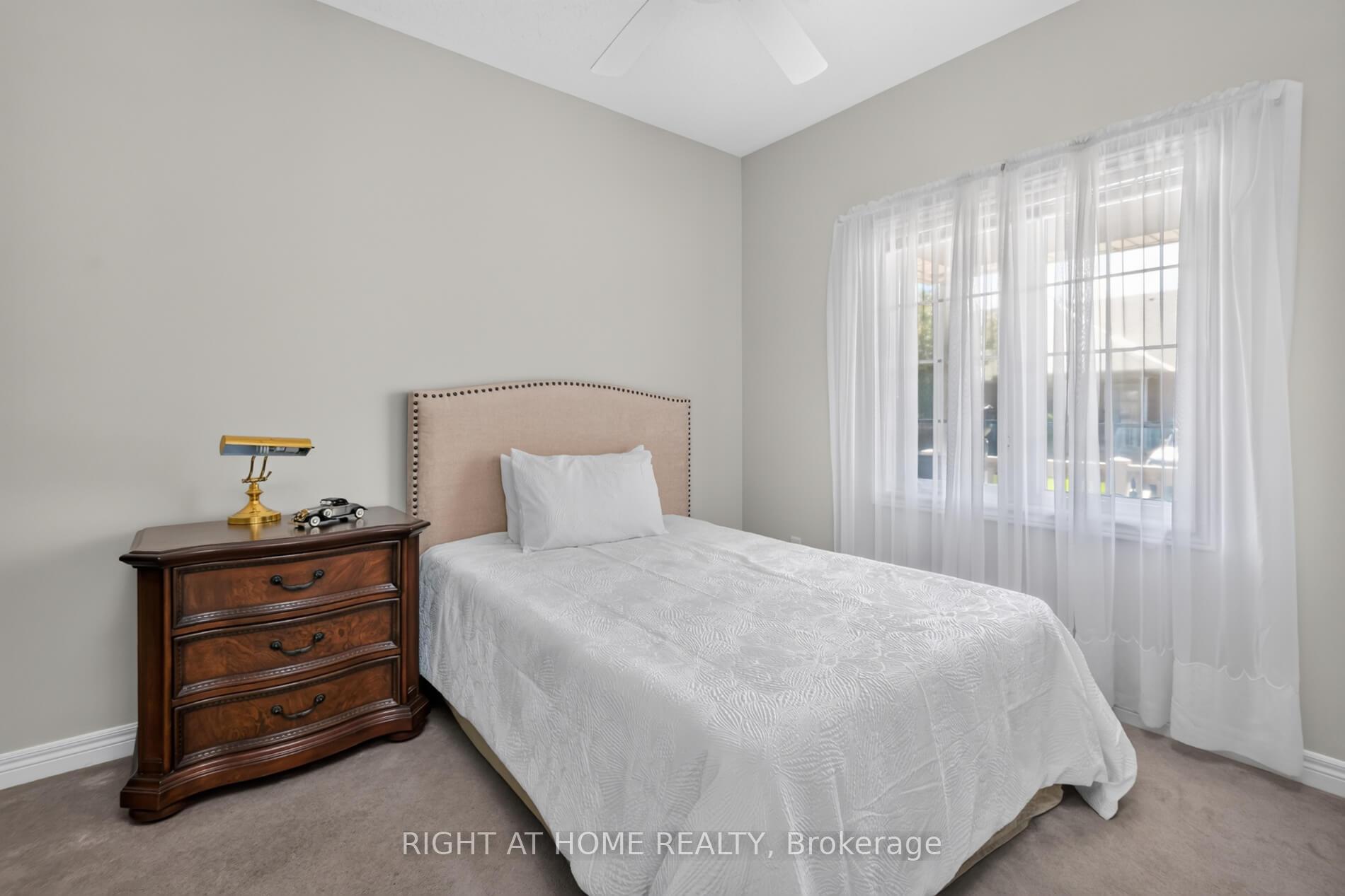 Photo 21 of 5 Orchard Park Gate, Brampton, Sandringham-Wellington — HOMEH
