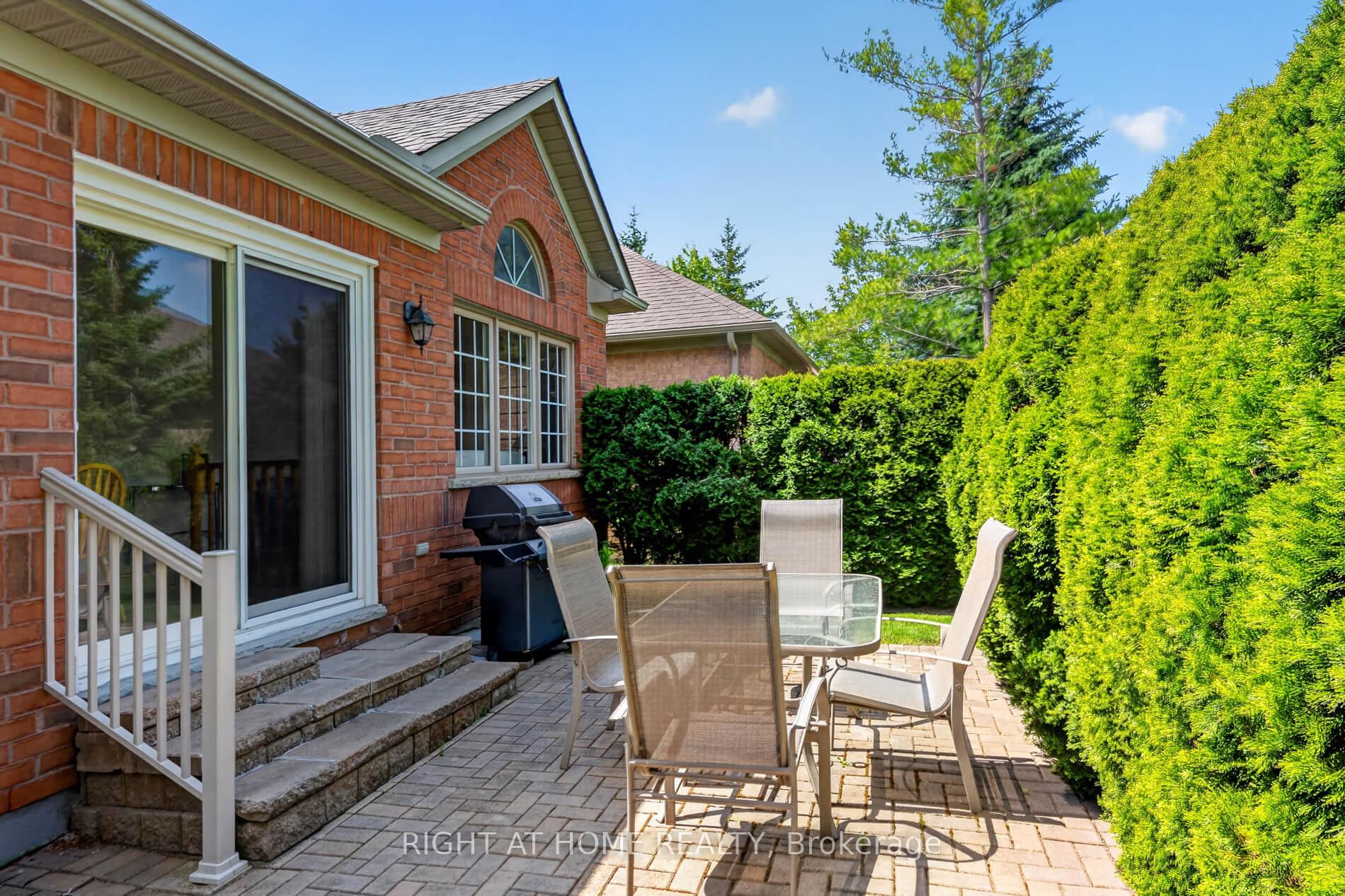 Photo 29 of 5 Orchard Park Gate, Brampton, Sandringham-Wellington — HOMEH